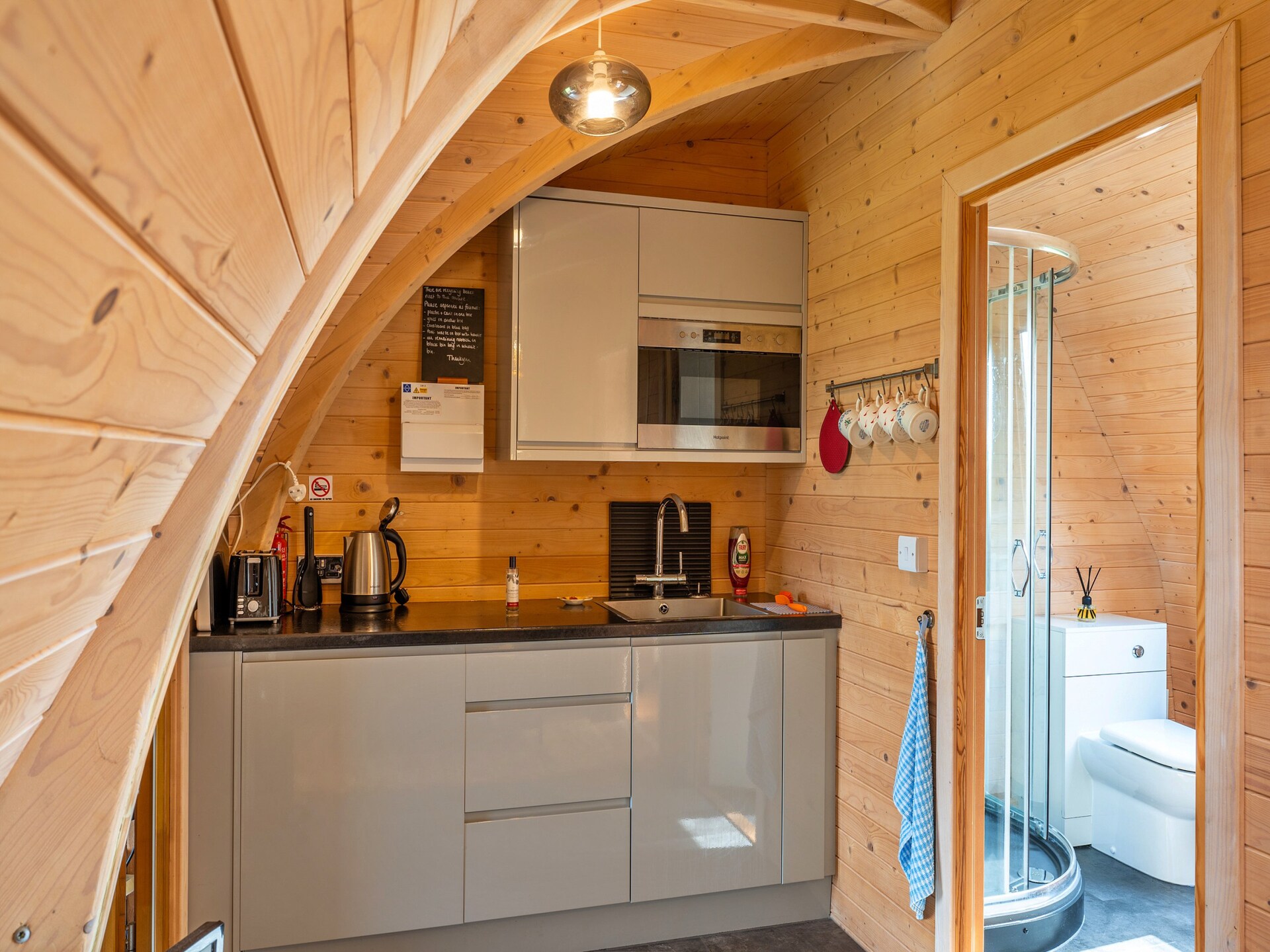 Glamping pods in Camerton: uniek verblijf met uitzicht op de vallei - foto 14