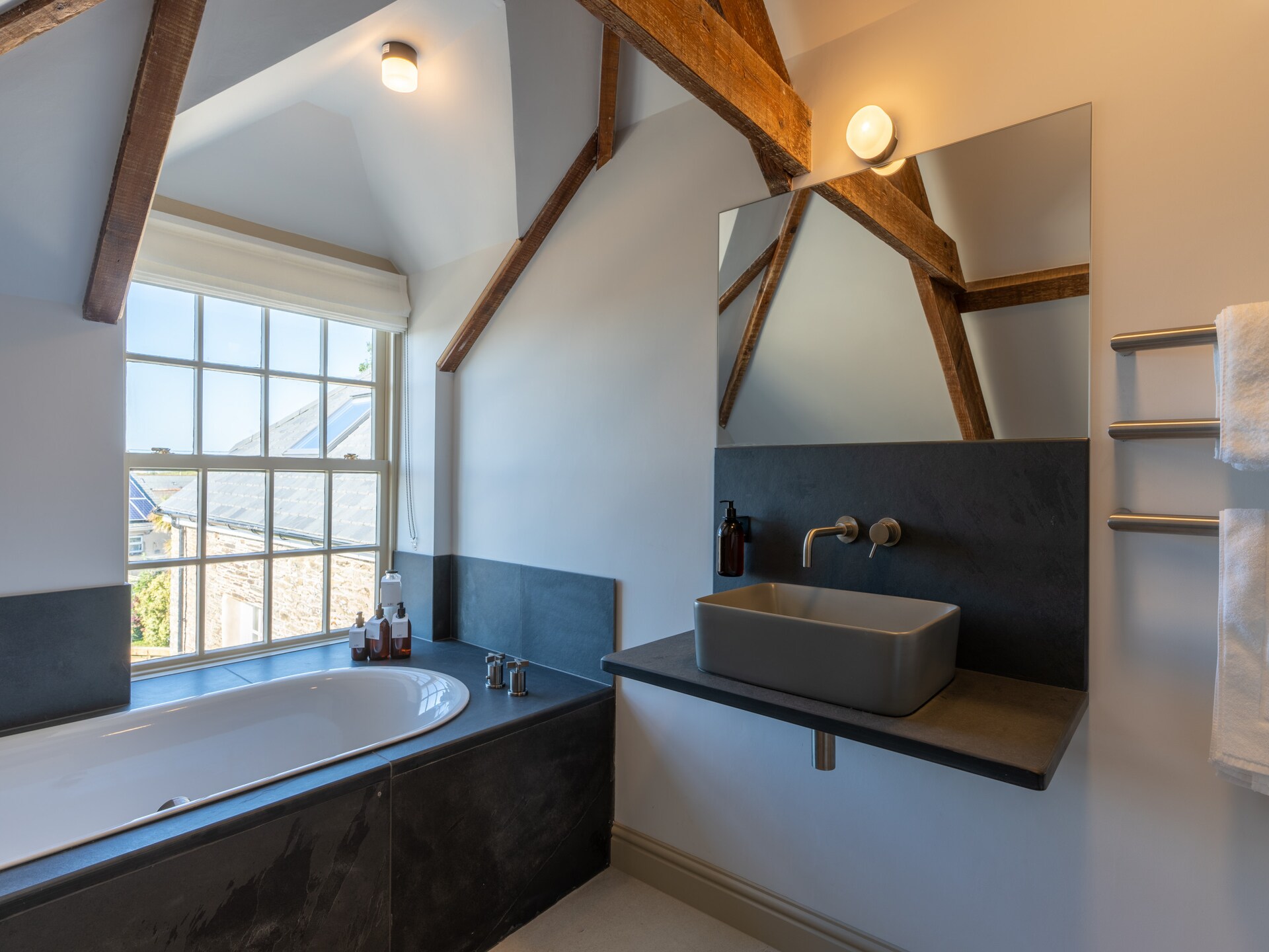 Luxe groepsverblijf ARC Padstow: 12 suites, tuinkamers & hottub vlakbij strand - foto 36