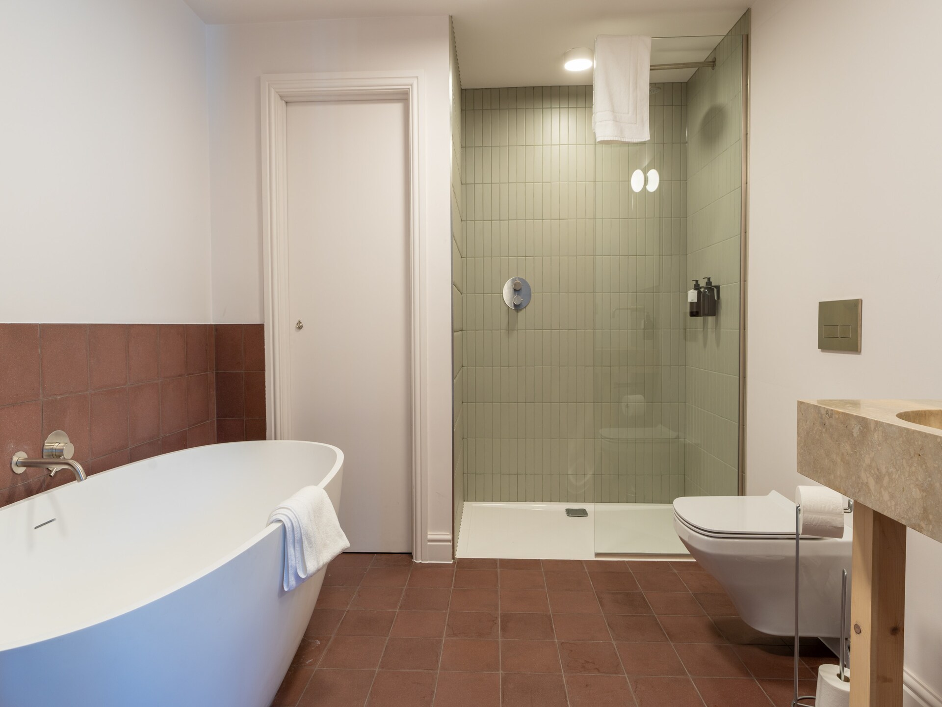Luxe groepsverblijf ARC Padstow: 12 suites, tuinkamers & hottub vlakbij strand - foto 39
