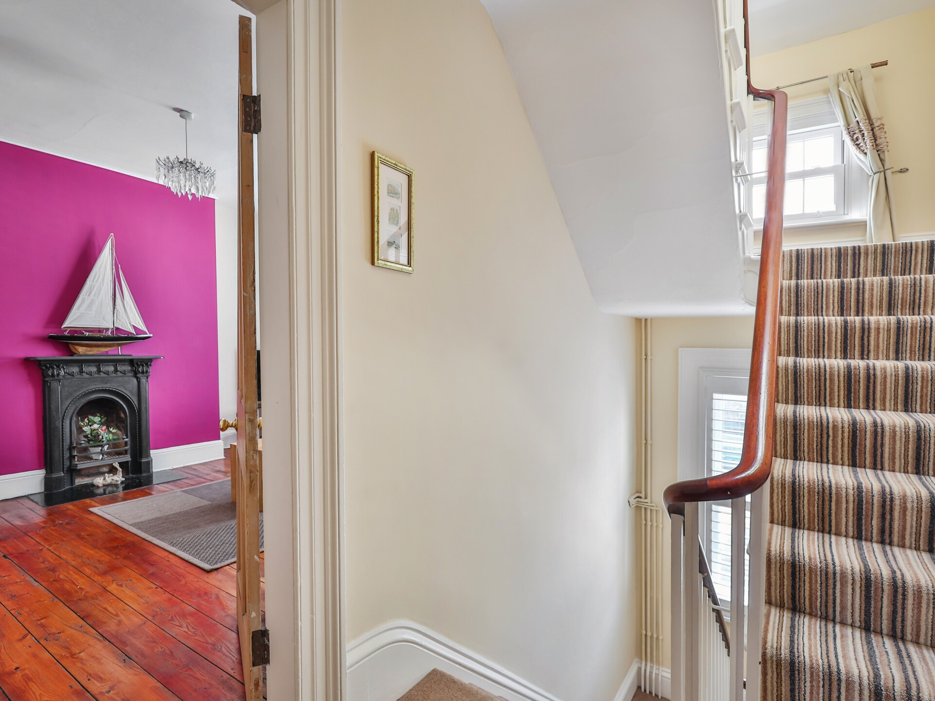 Ruim 5-slaapkamer vakantiehuis in het hart van Whitby, vlakbij zee - foto 6