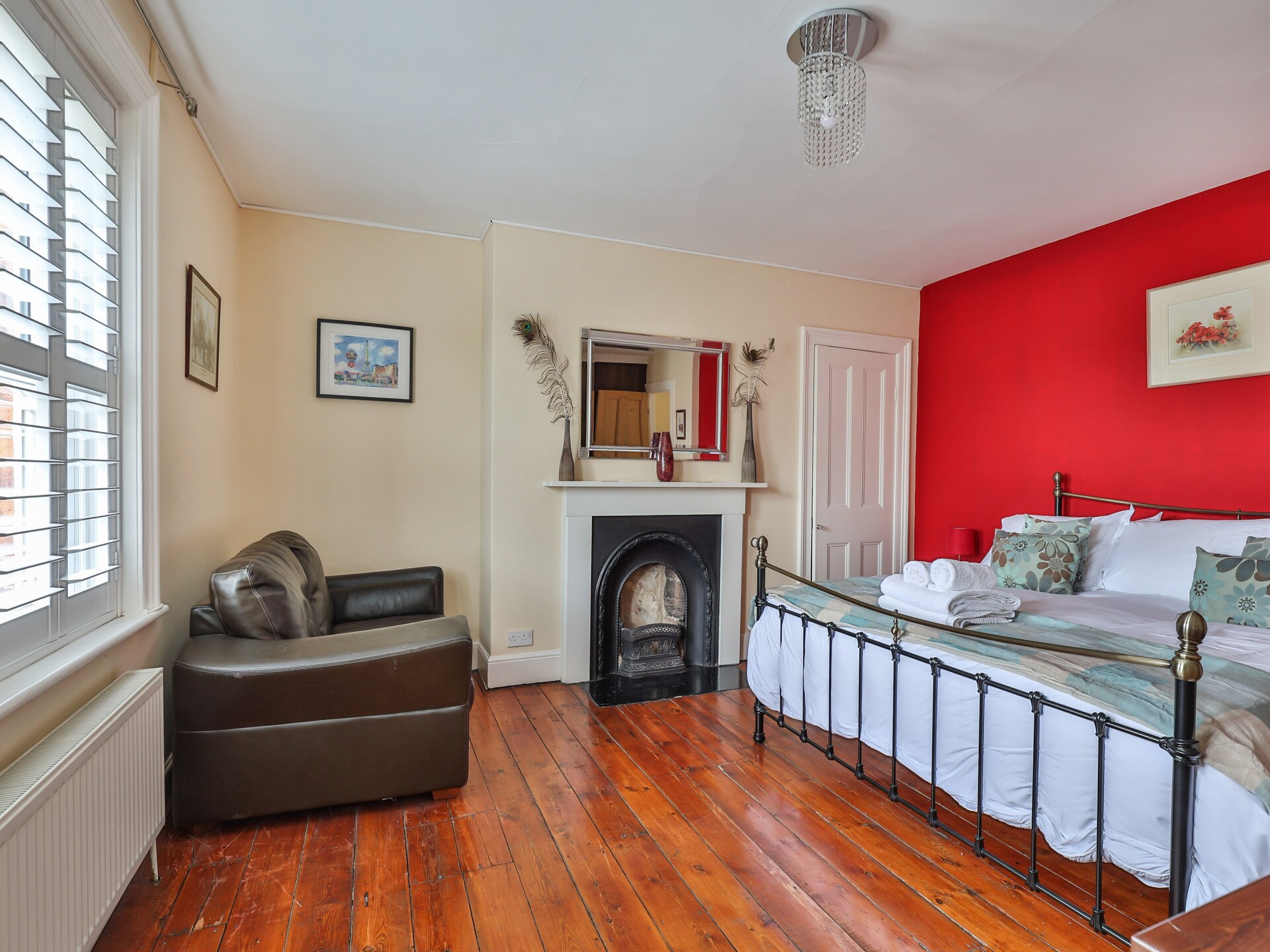 Ruim 5-slaapkamer vakantiehuis in het hart van Whitby, vlakbij zee - foto 20