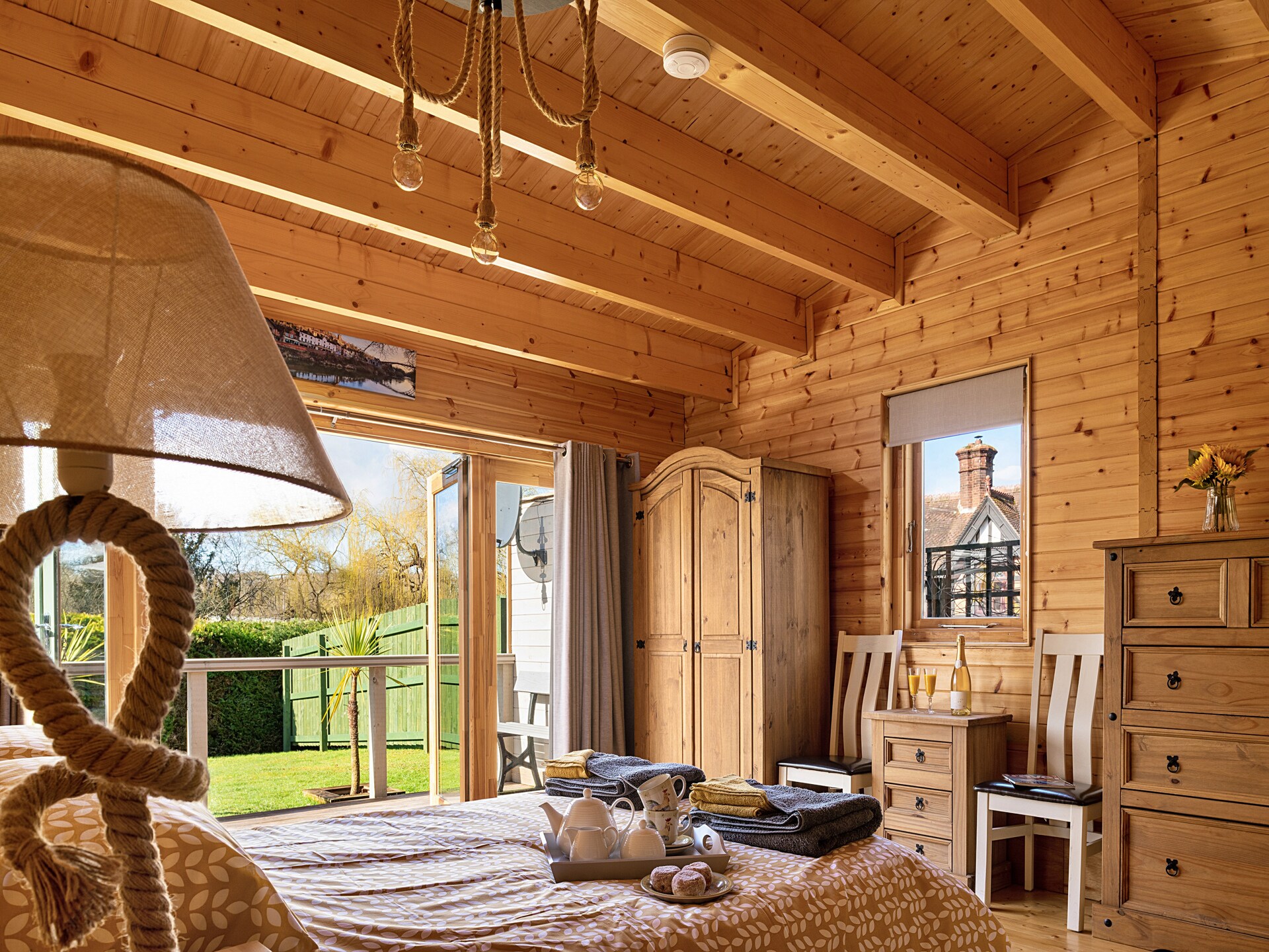Romantisch landhuis met privé-bubbelbad en open haard in Shropshire - foto 11