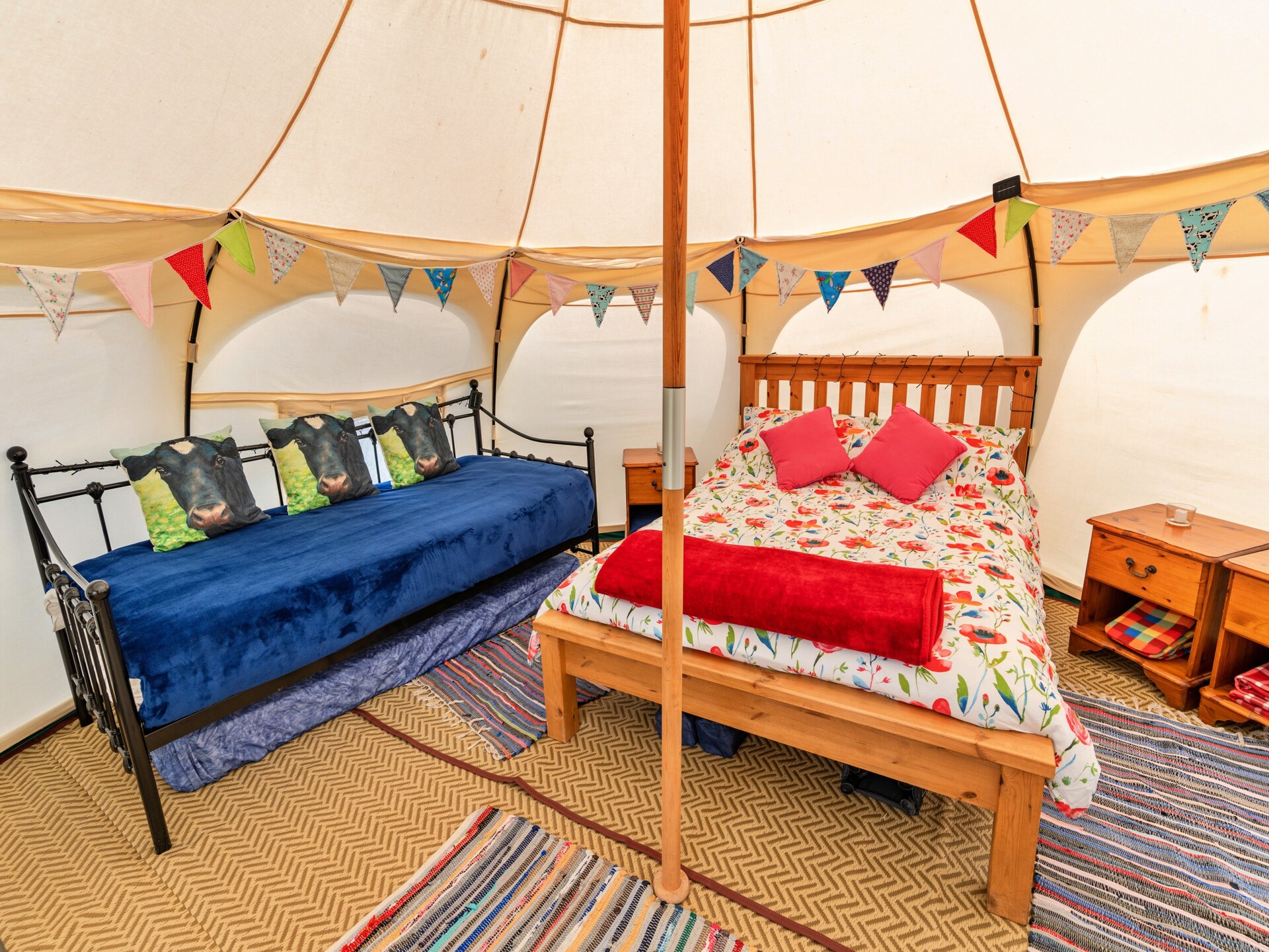 Ash Lotus Belle Tent: Glamping op een boerderij in Noord-Devon - foto 7