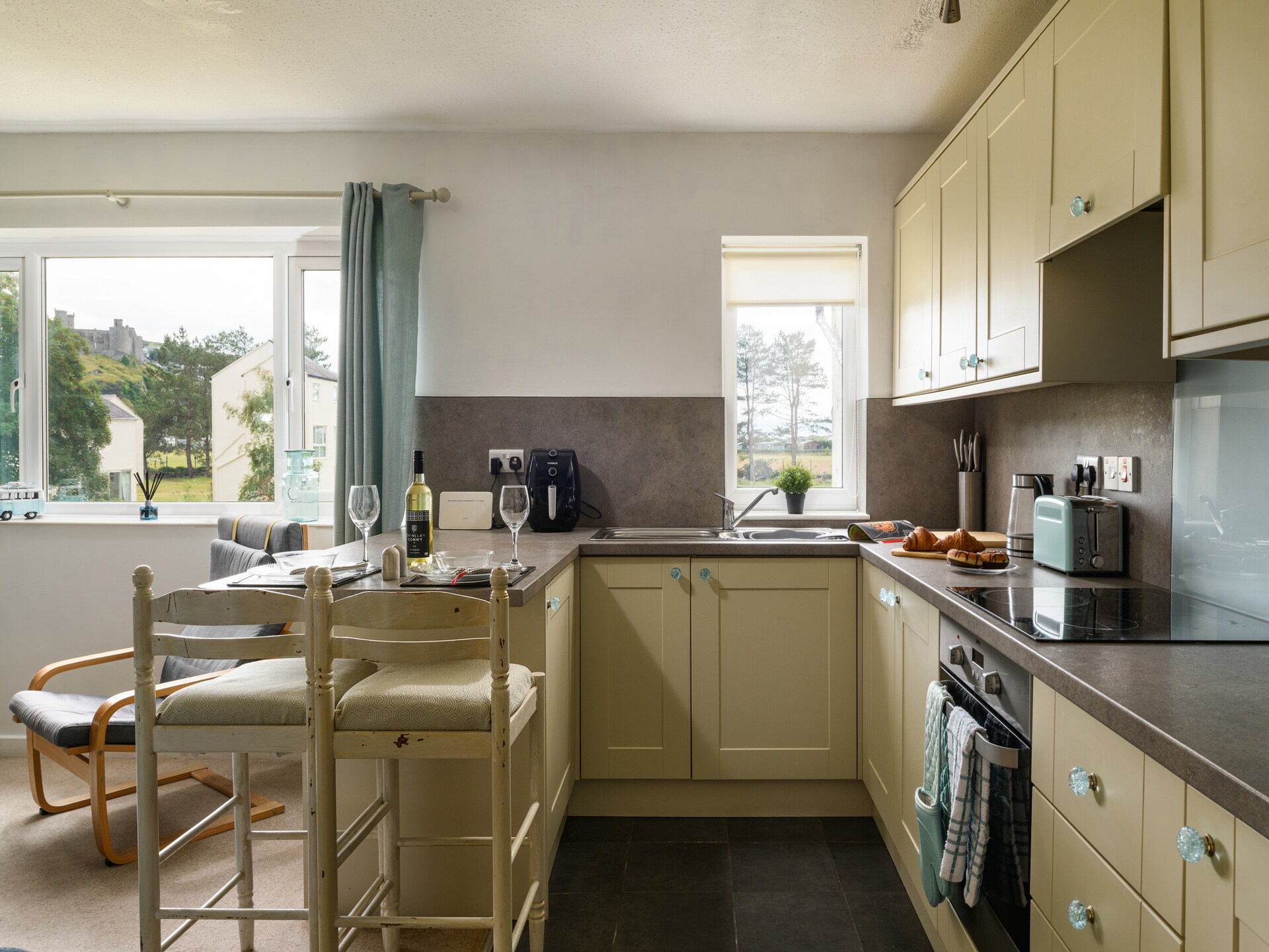 Licht appartement met kasteelzicht in Harlech, vlakbij strand en golfbaan - foto 3