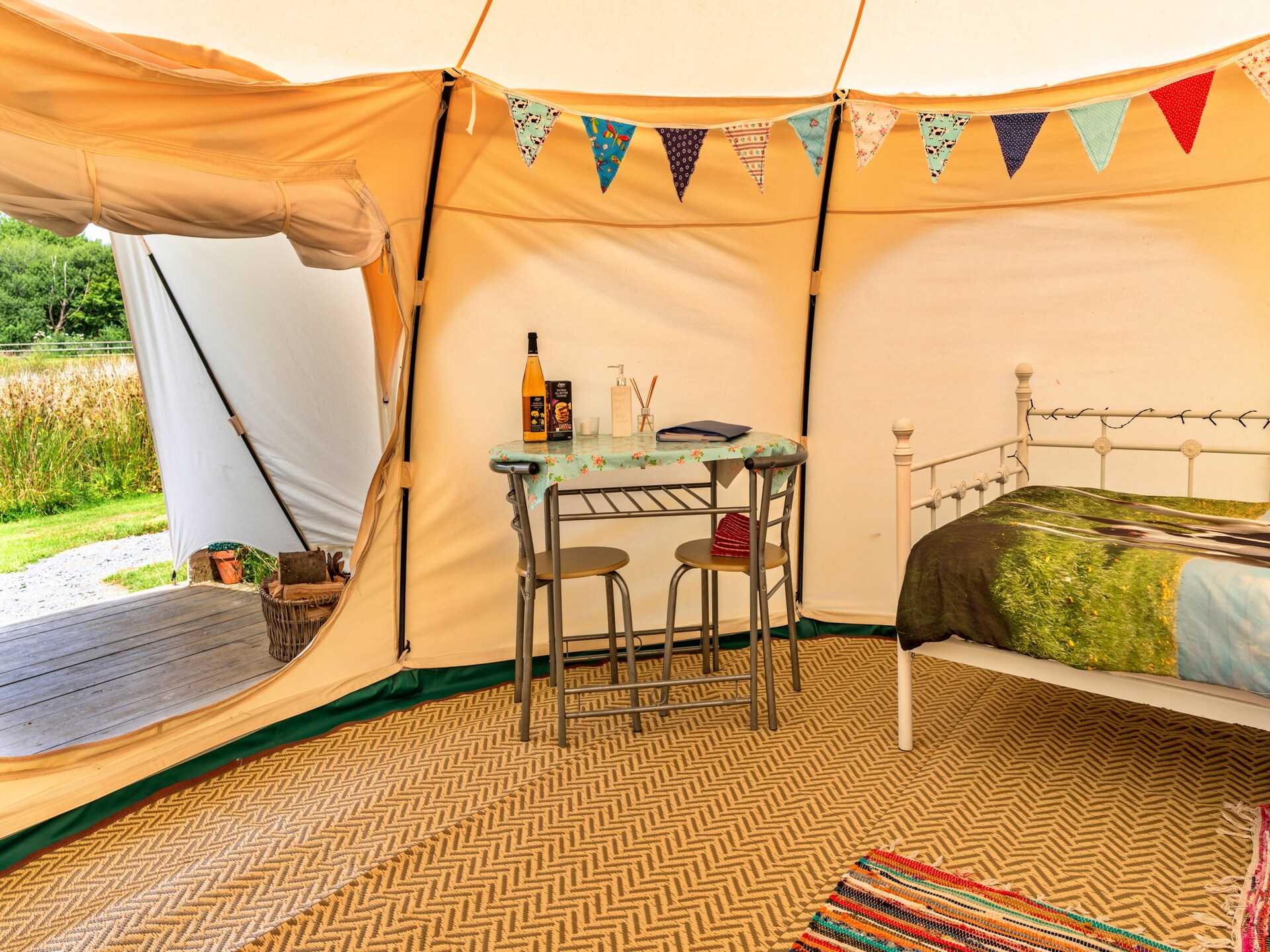 Lotus Belle-tent op melkveebedrijf in Noord-Devon, 4 hectare privéveld - foto 8