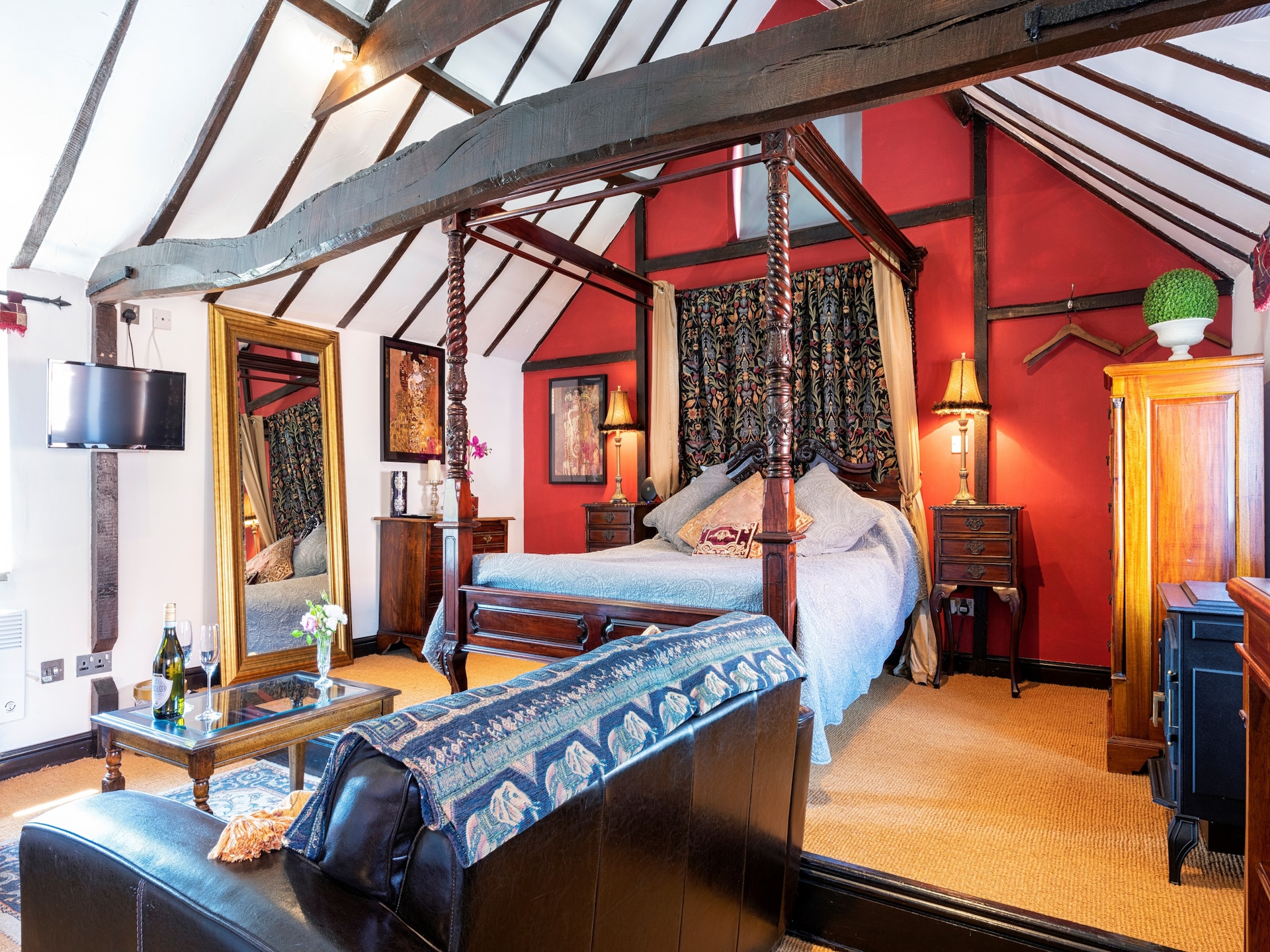 The Hayloft: Romantisch appartement met hemelbed nabij Newark en Lincoln - foto 8