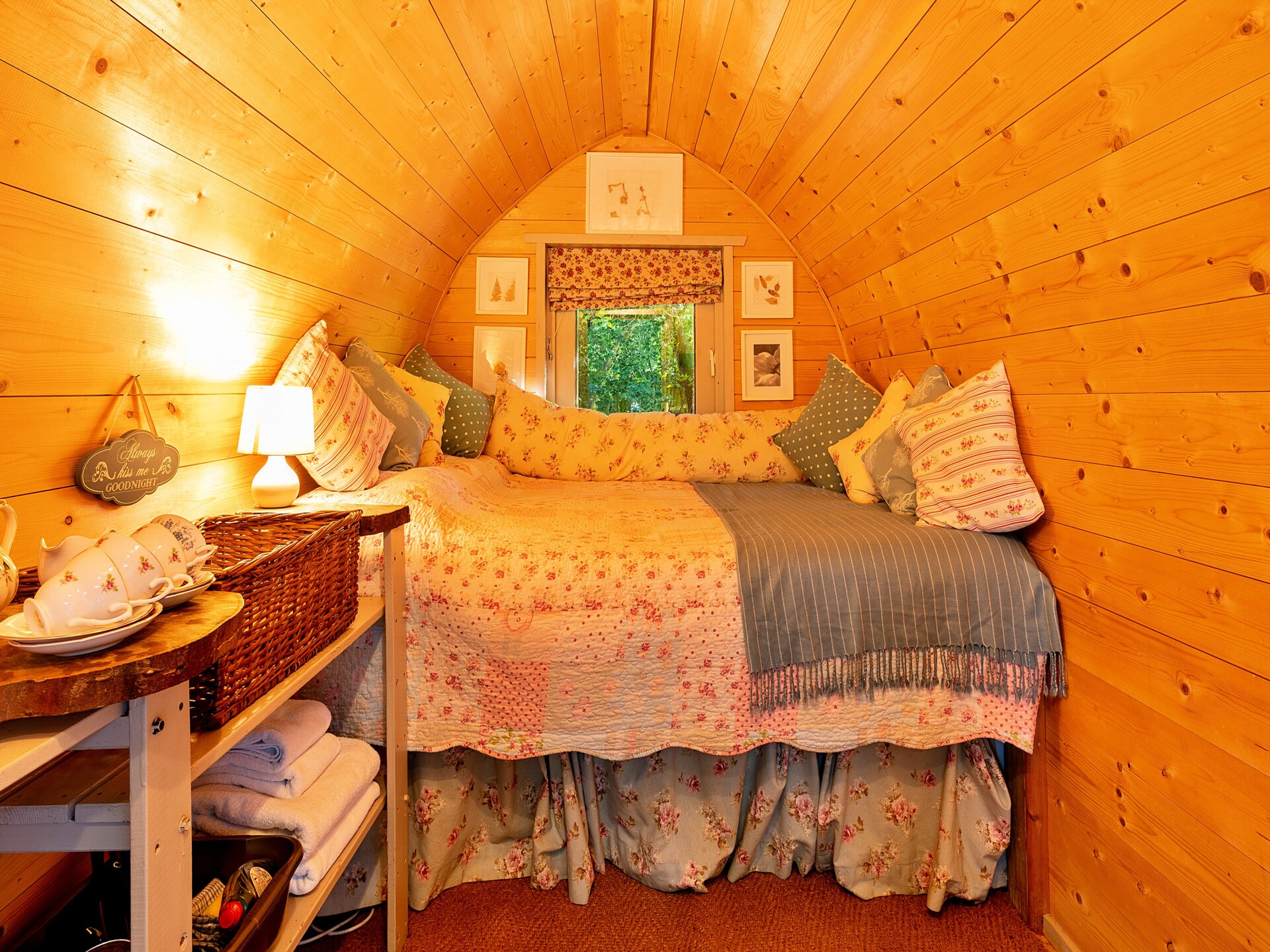 Daisy Glamping Pod: knusse bosretraite voor 4 op privélandgoed bij Newbury - foto 2