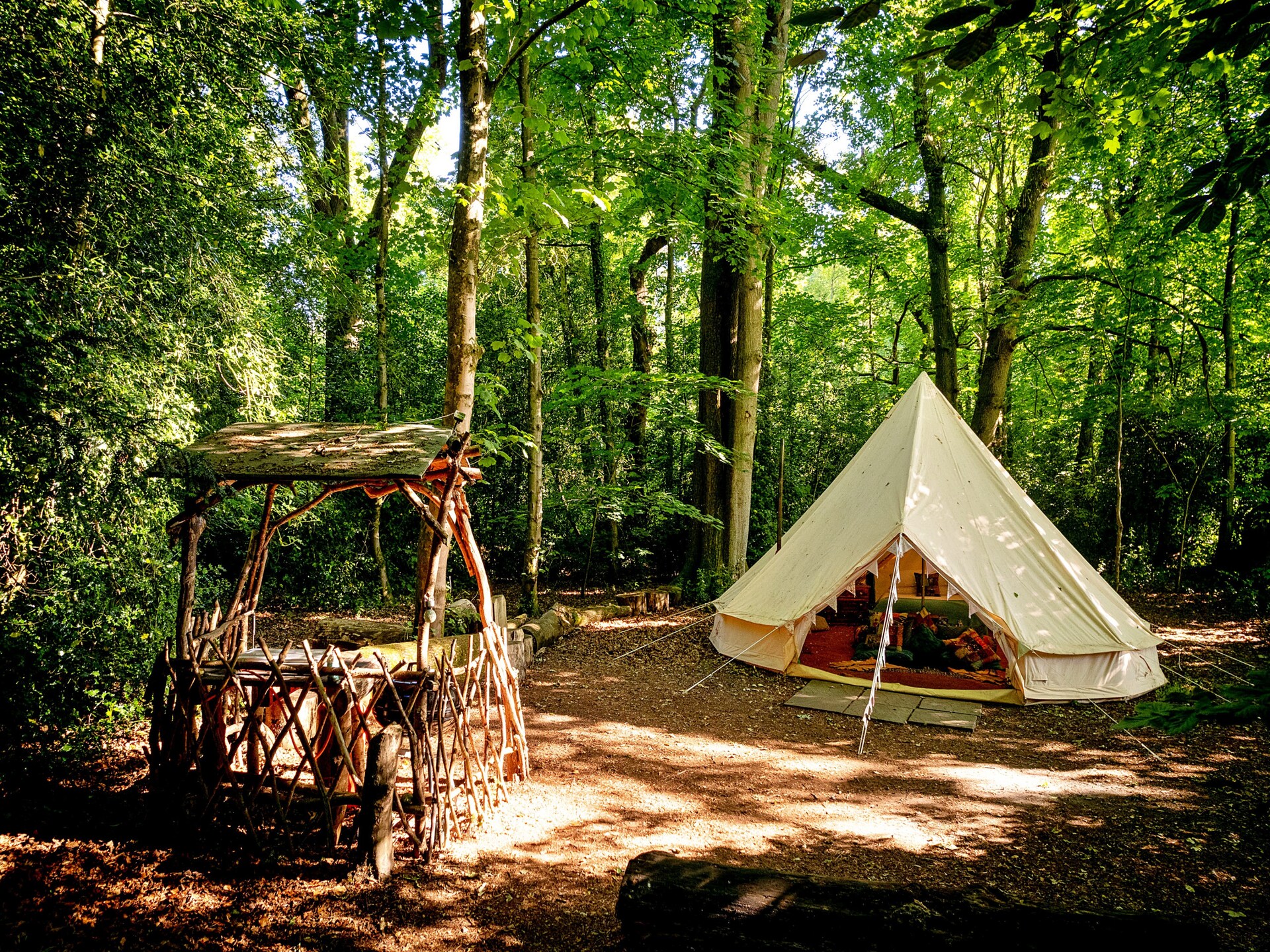 Magische Bell Tent in privébos bij Newbury – 6 personen - foto 18