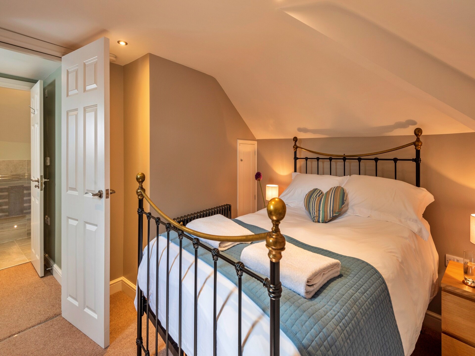Luxe duplex appartement in monumentaal Victoriaans pand aan de golfbaan - foto 4