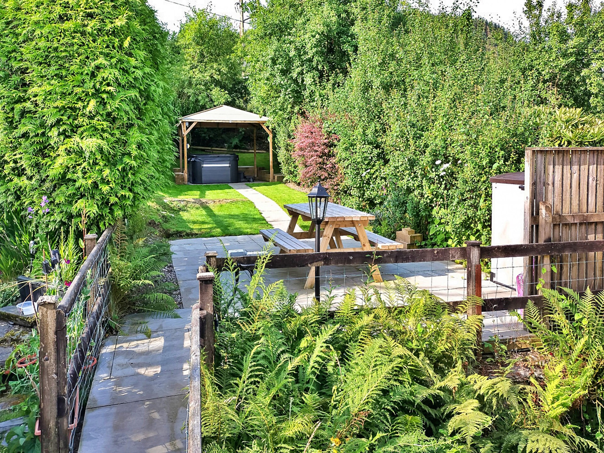 Sfeervol landhuis met hot tub aan de voet van Snowdon - foto 27