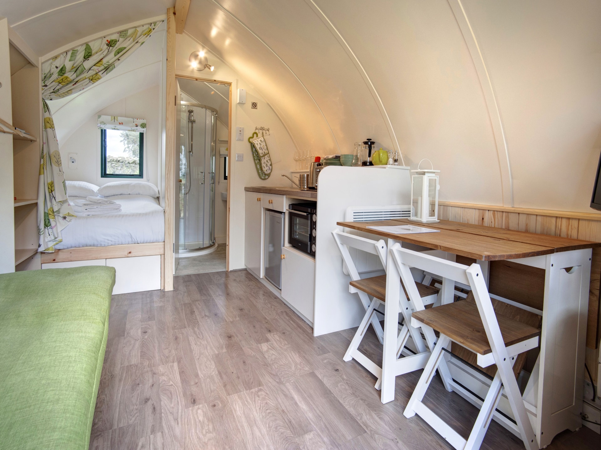 Uniek nautisch chalet aan de Langley Dam in Hexham - foto 3