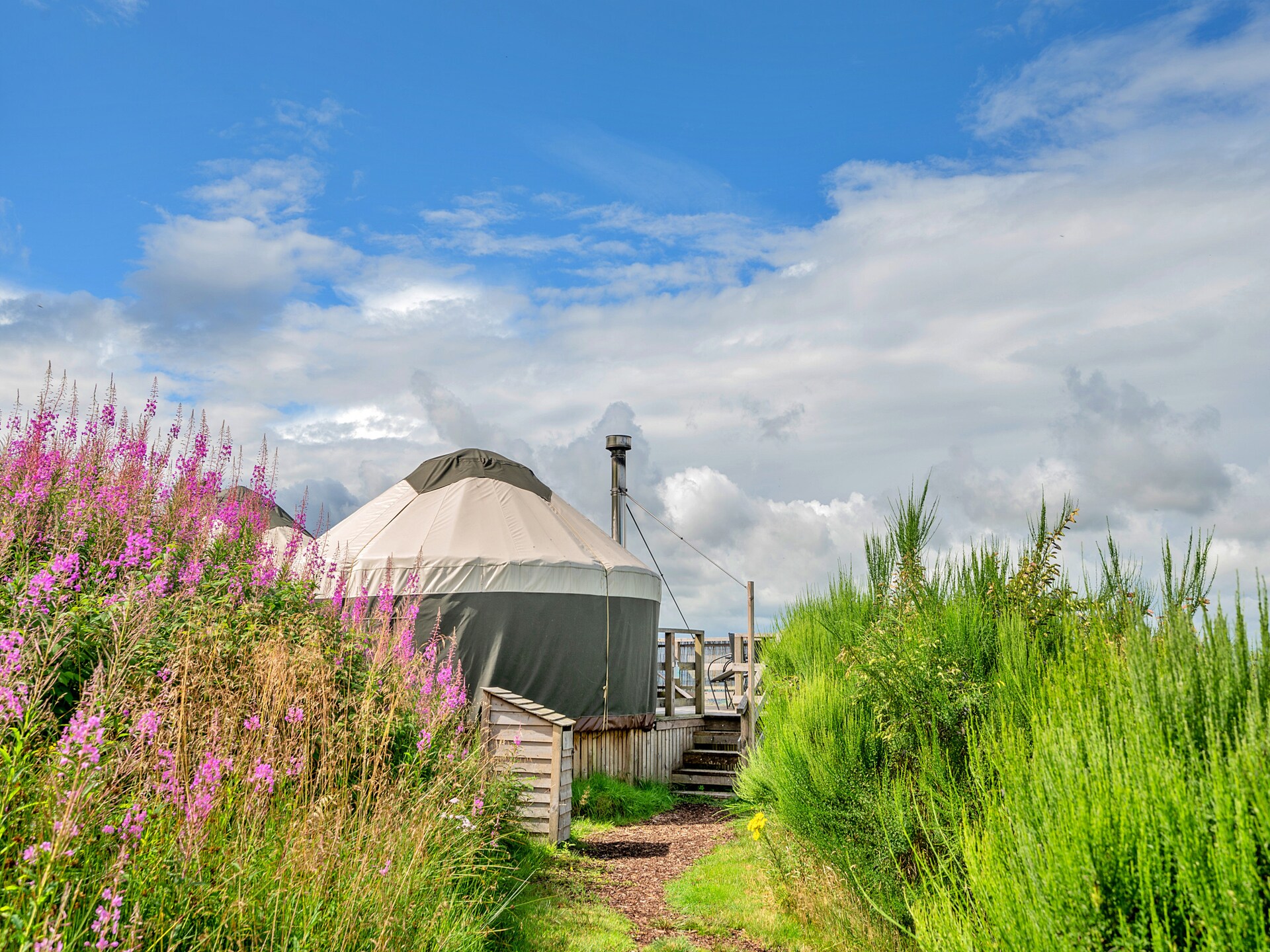 Romantische yurt met hot tub en uitzicht op Gleneagles - foto 15