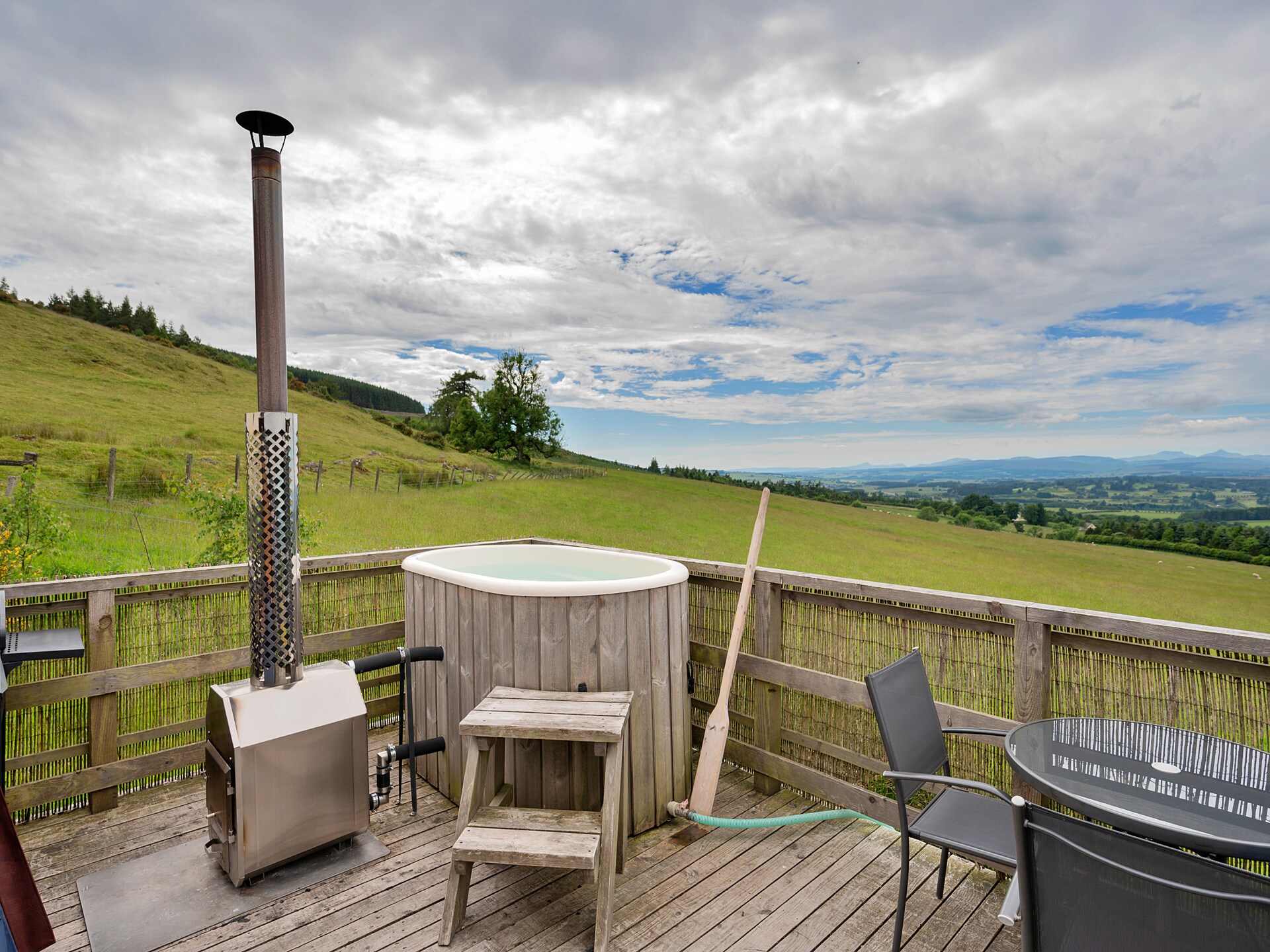 Romantische yurt met hot tub en uitzicht op Gleneagles - foto 13