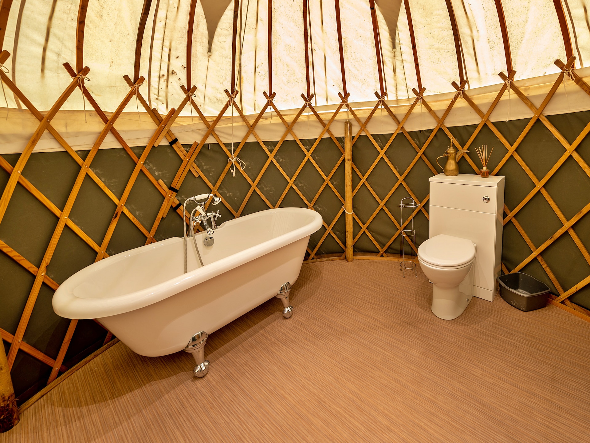 Romantische yurt met hot tub en uitzicht op Gleneagles - foto 11