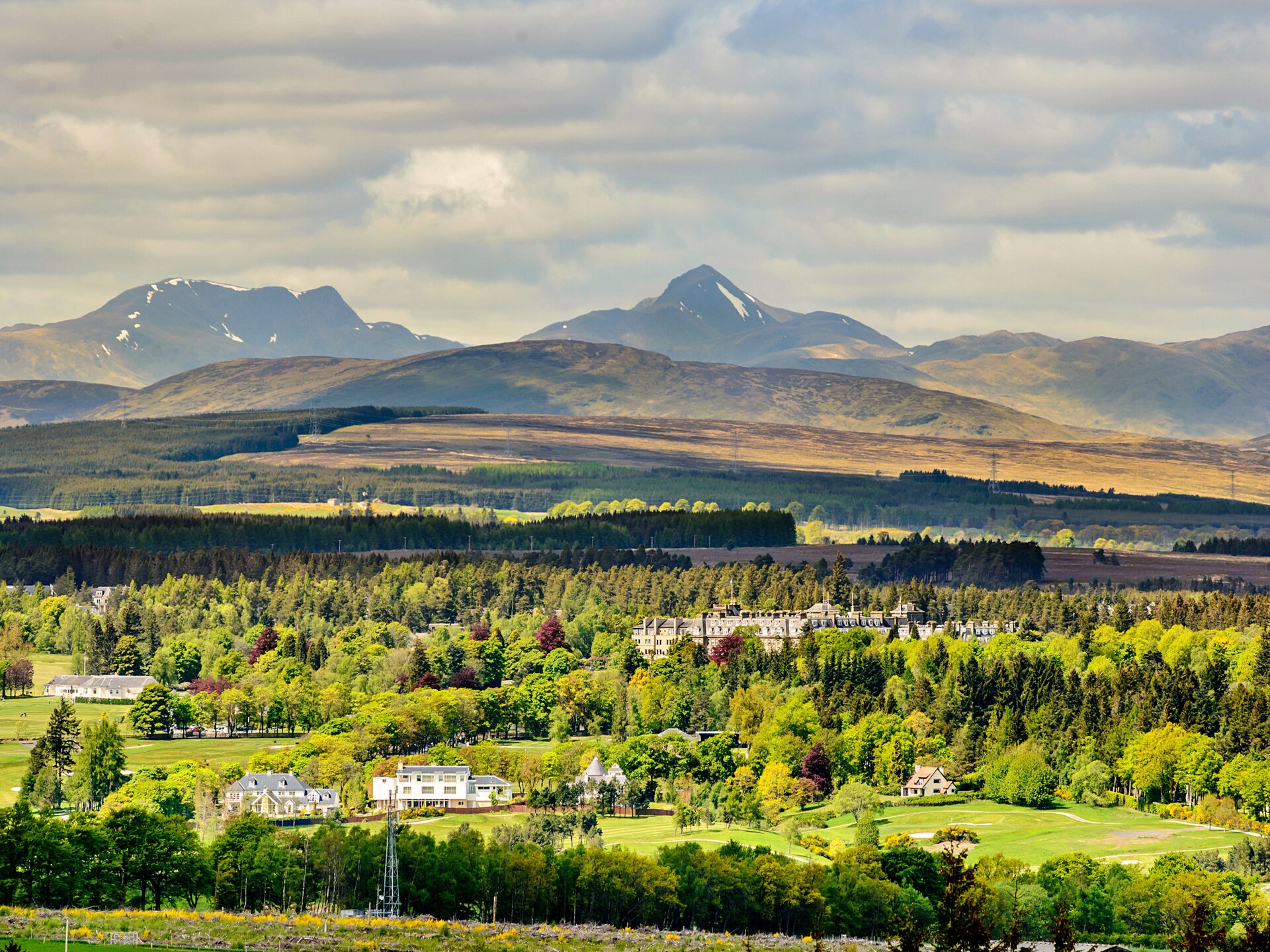 Romantische yurt met hot tub en uitzicht op Gleneagles - foto 22