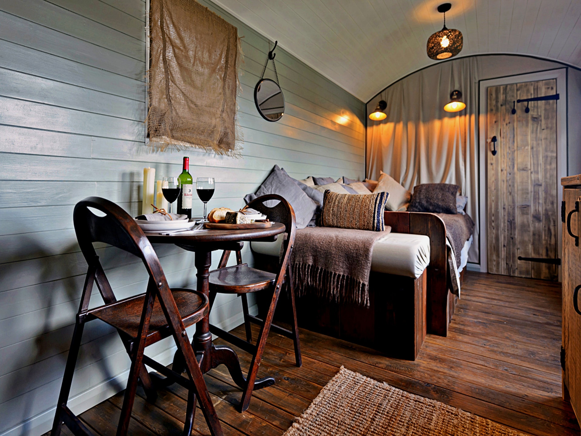 Sfeervol chalet 'Joan' Shepherds Hut in Pwllheli - foto 3