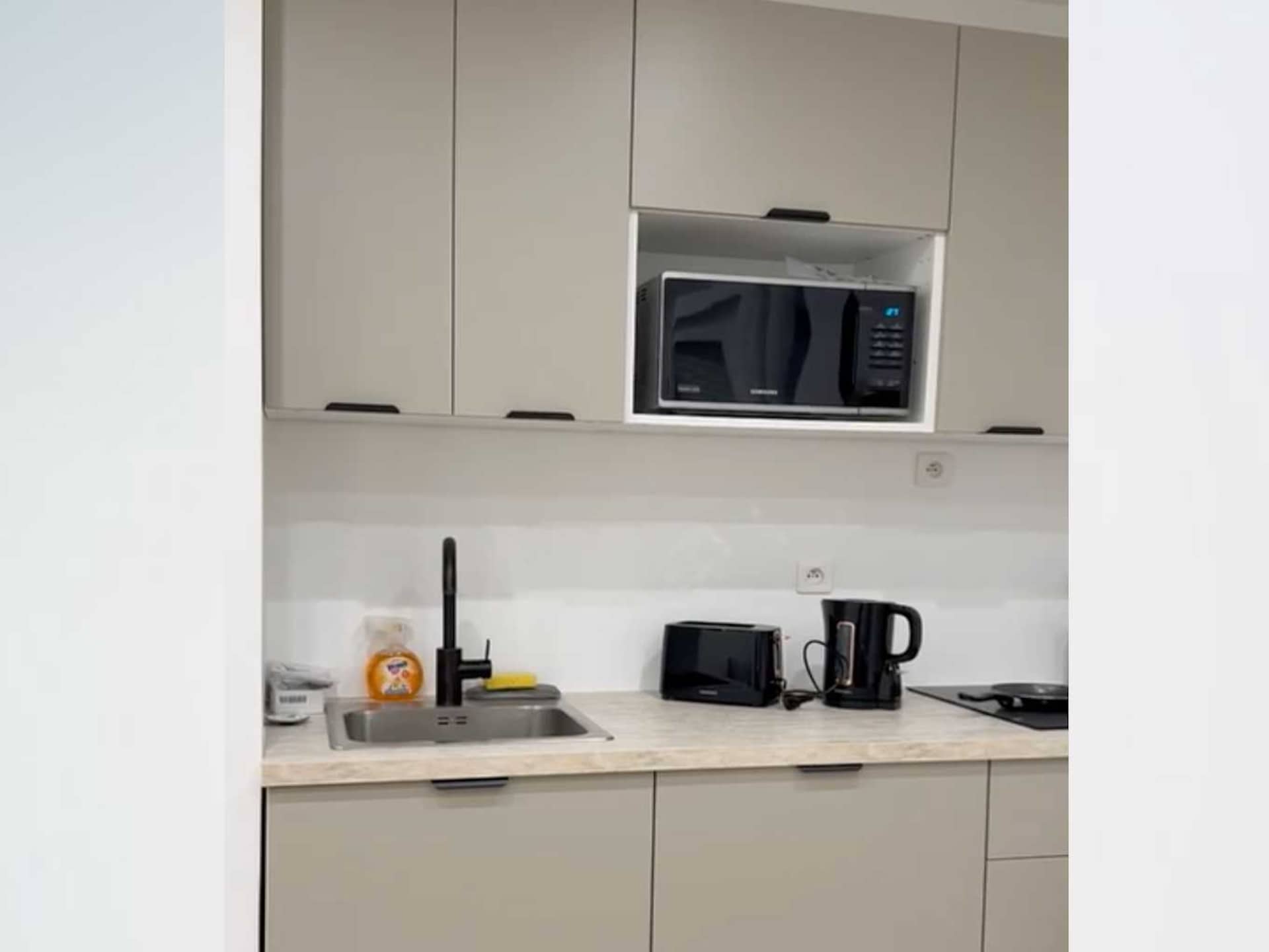 Modern studio-appartement voor 2 personen in Boulogne-Billancourt - foto 2