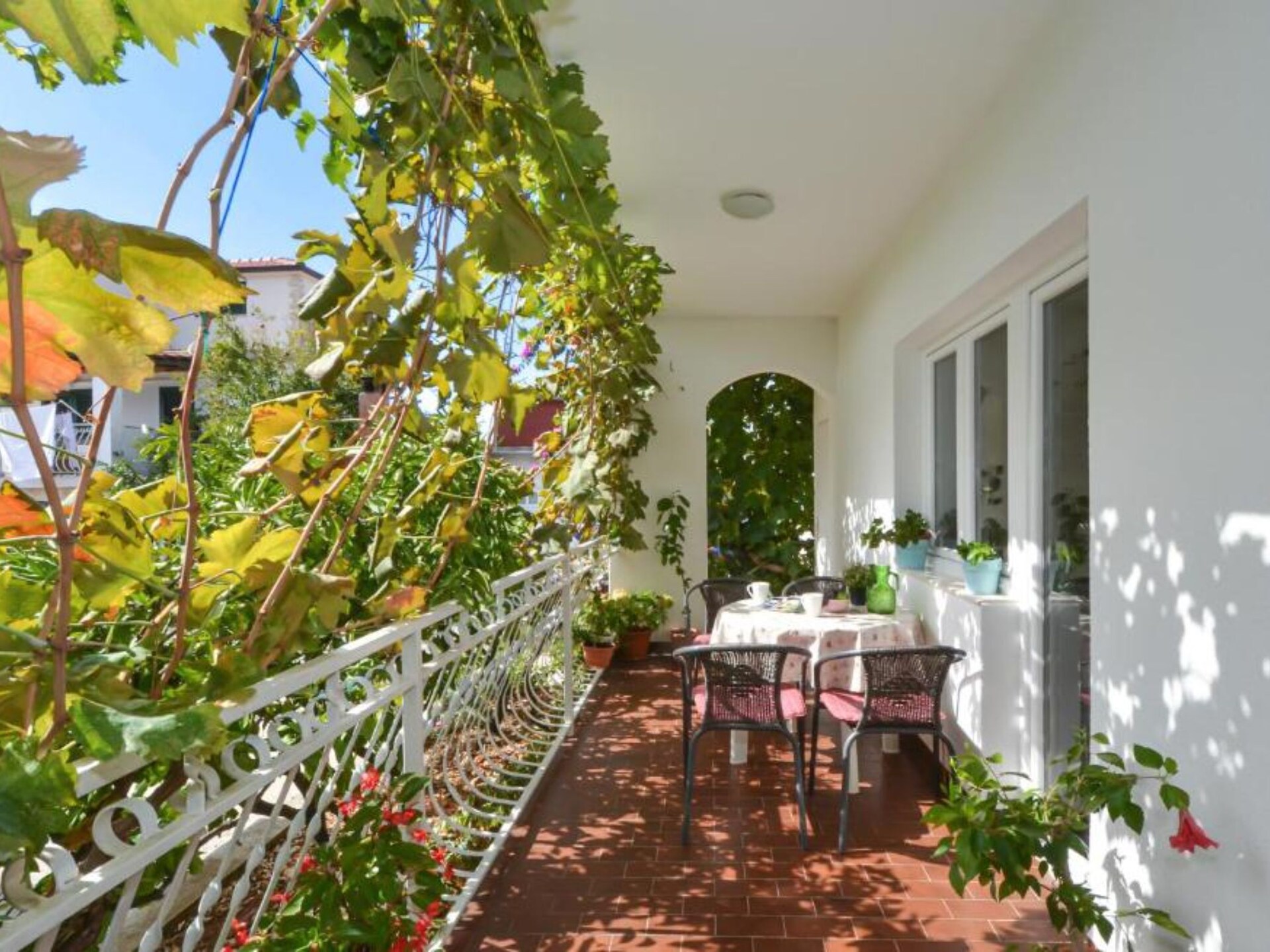 Luxe appartement met balkon en zeezicht in Vinisce · 3 pers. - foto 19