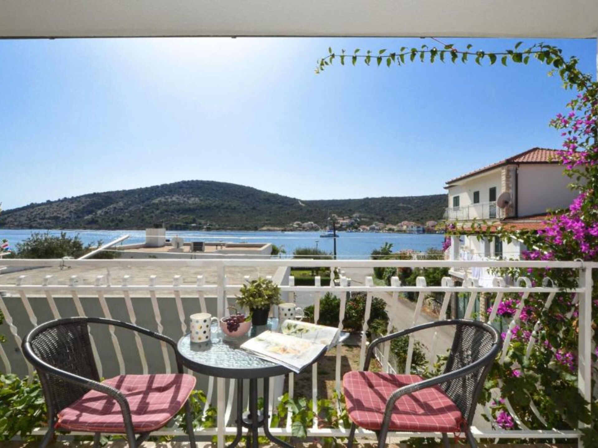 Luxe appartement met balkon en zeezicht in Vinisce · 3 pers. - foto 11