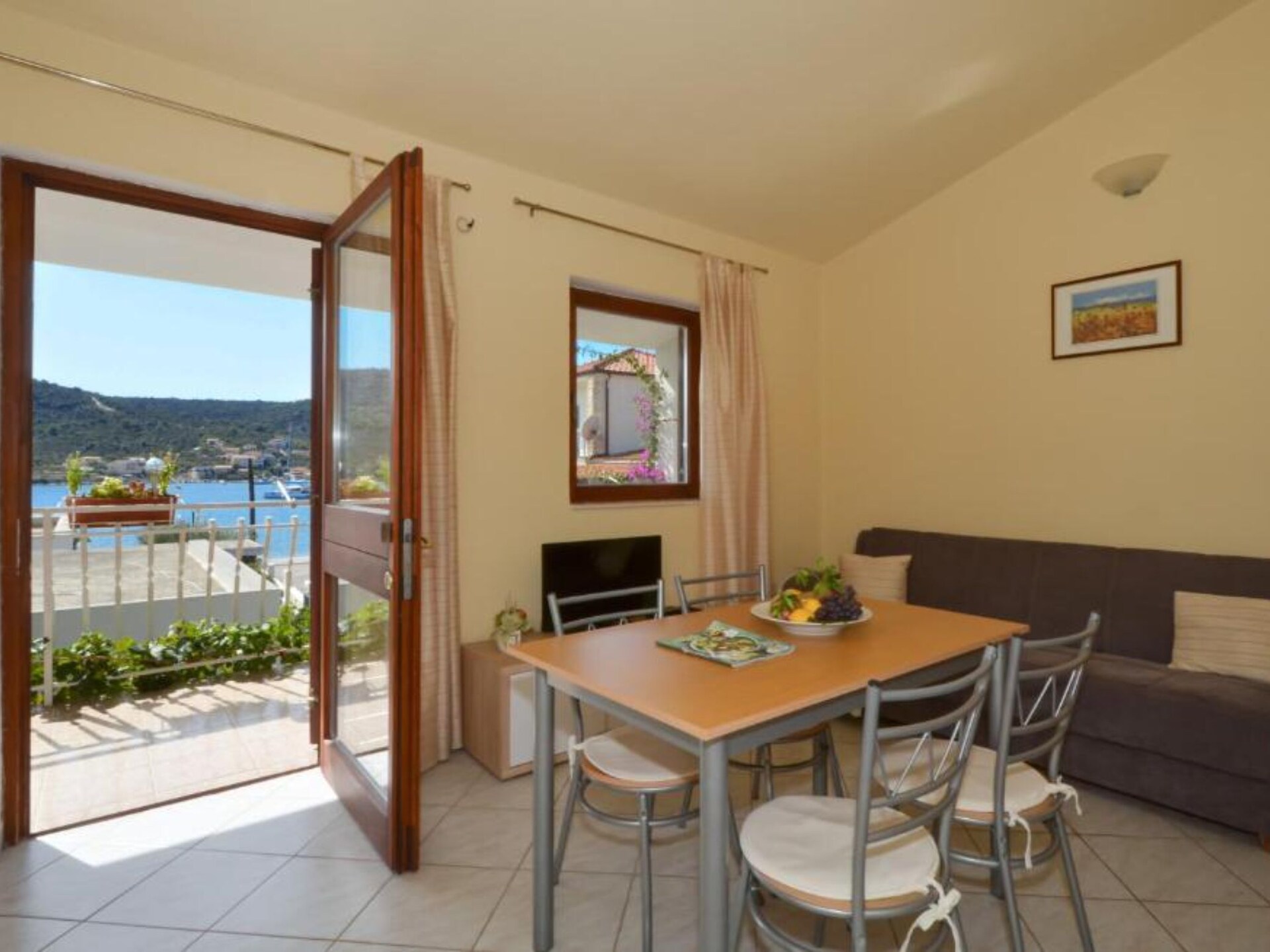 Luxe appartement met balkon en zeezicht in Vinisce · 3 pers. - foto 2