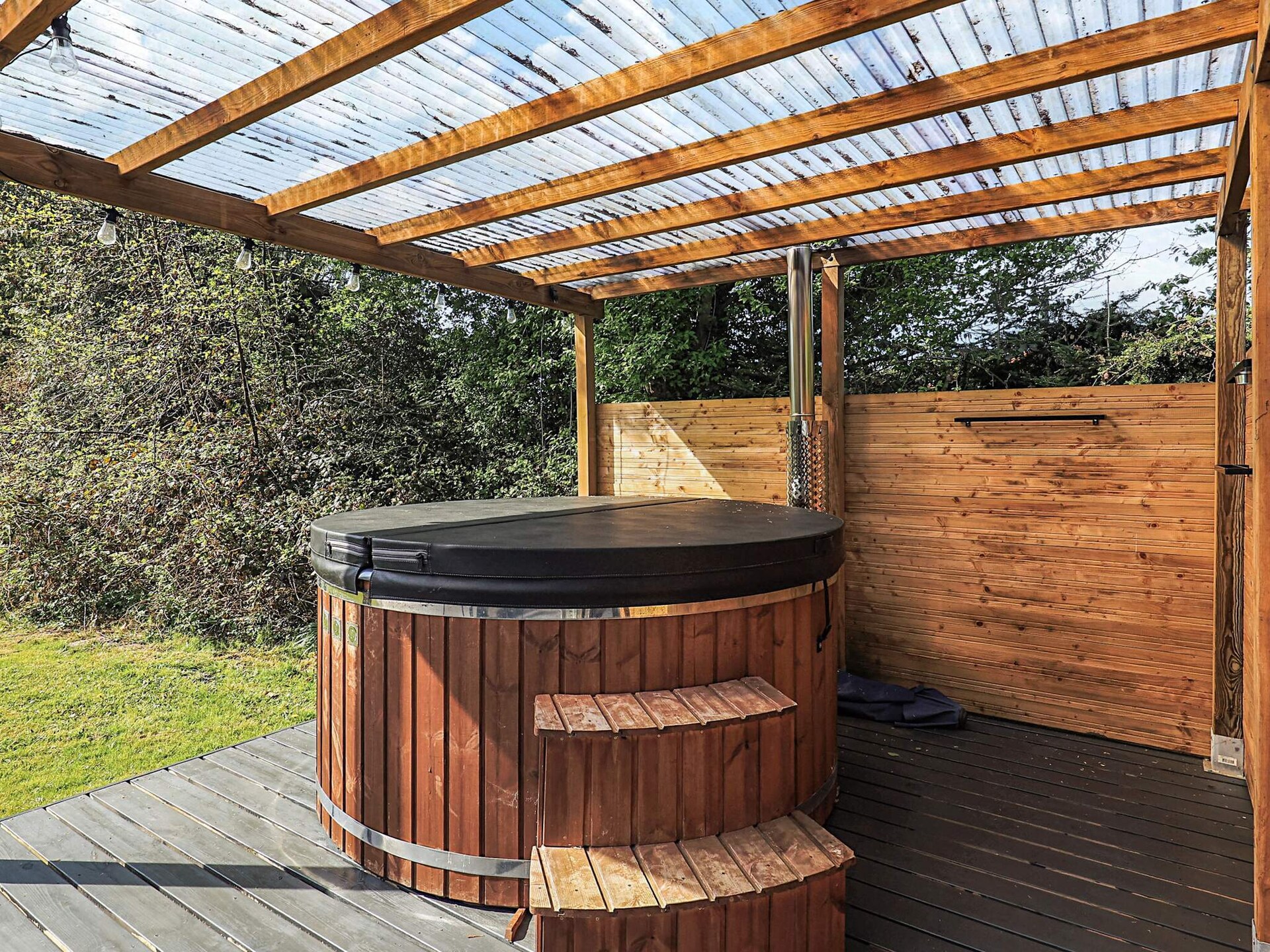 Vrijstaand vakantiehuis met houtgestookte whirlpool op 630m van het strand in Gedser - foto 18