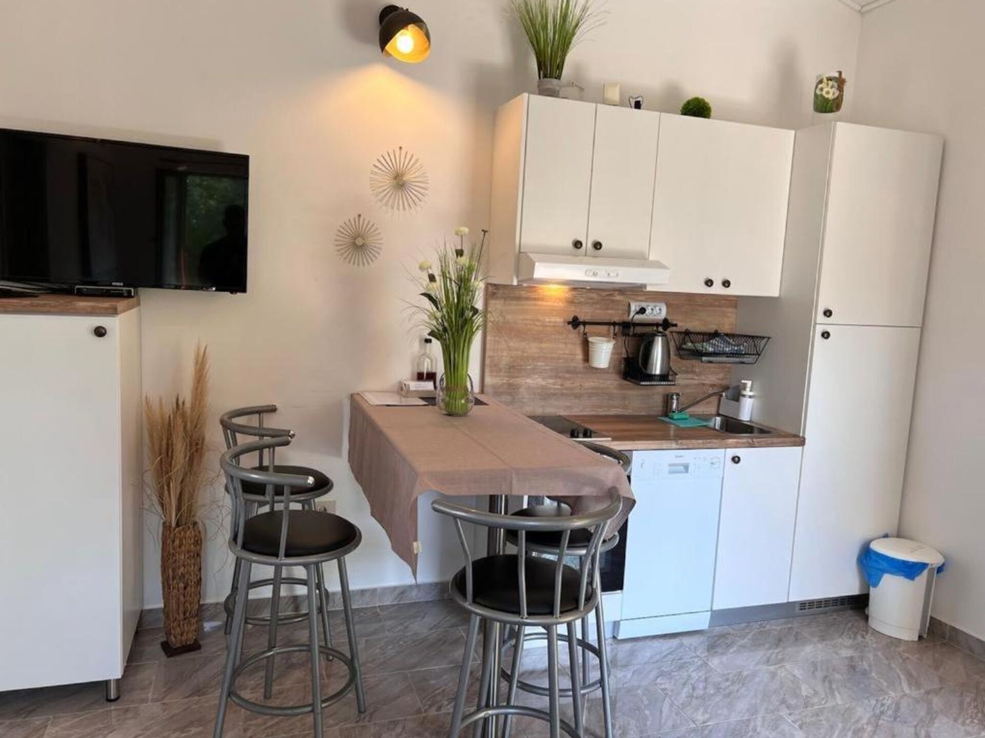 Appartement aan zee in Klenovica met uitzicht, vlakbij het strand - foto 12