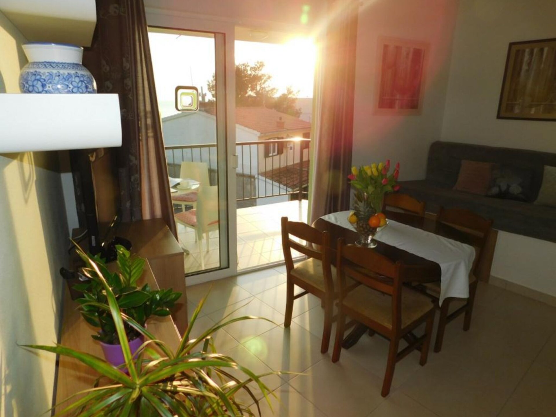 Aan het strand: Ruim appartement met zeezicht in Podgora - foto 3