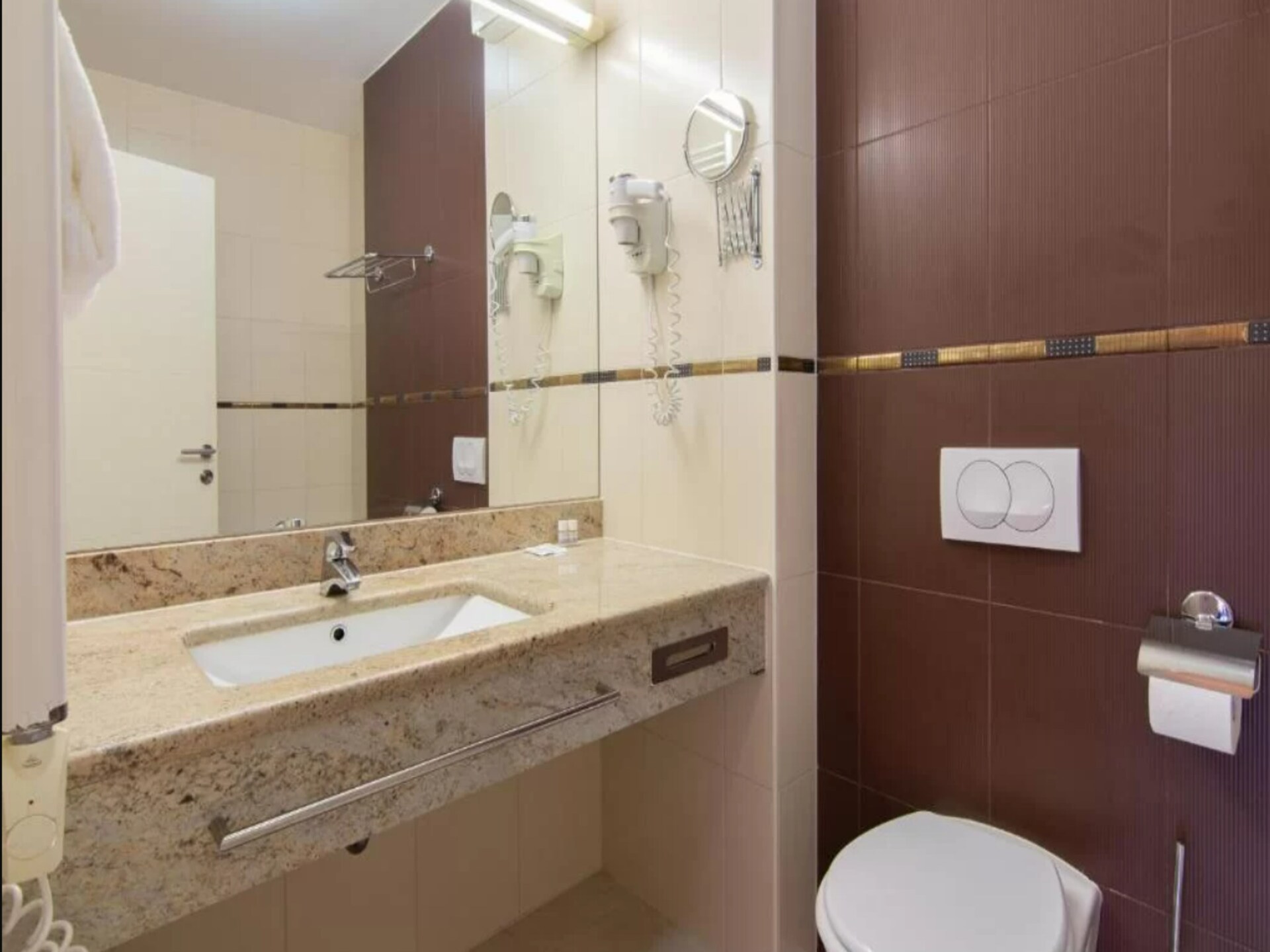Marina Portorož Family Friendly Apartment 2: Modern appartement voor 6 personen op 600m van het strand - foto 13