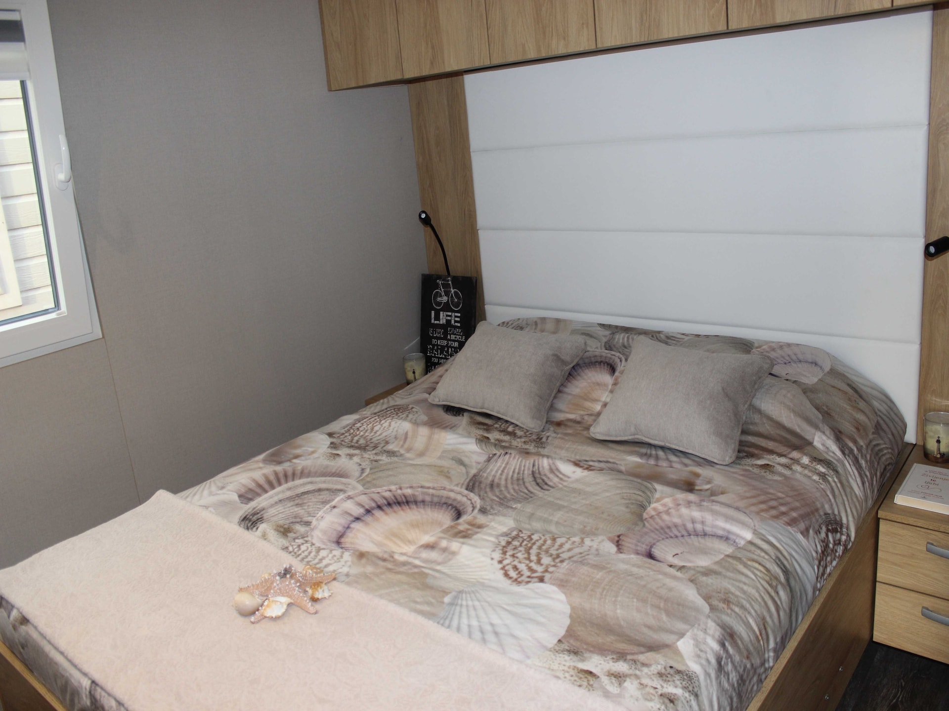 Aan het strand: Uniek drijvend appartement in Portorož - foto 9
