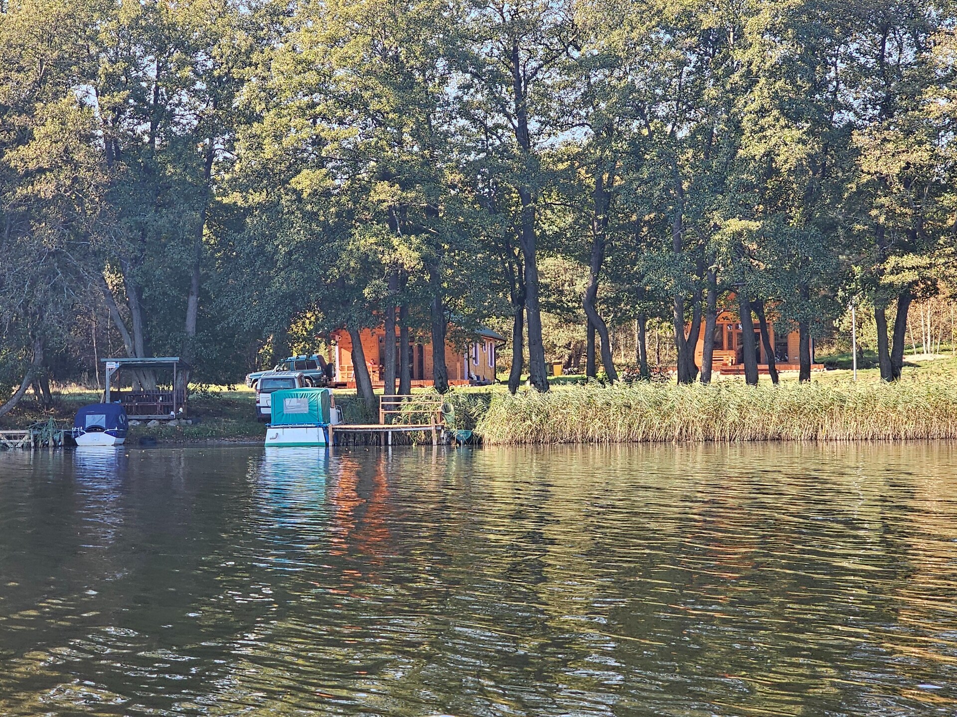 Gelijkvloers huis LAWENDA aan het Wierzchowomeer met privéstrand en roeiboot - foto 21