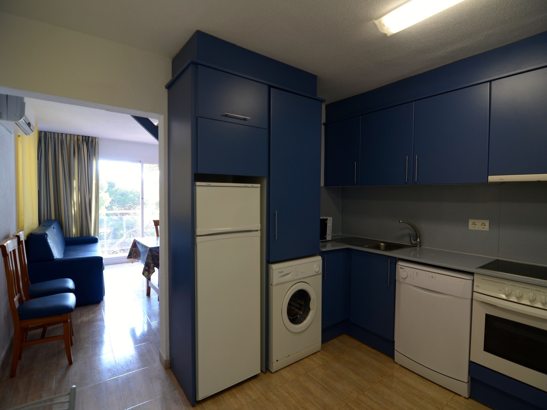 8-persoons appartement in centrum Estartit op 600m van het strand - foto 11