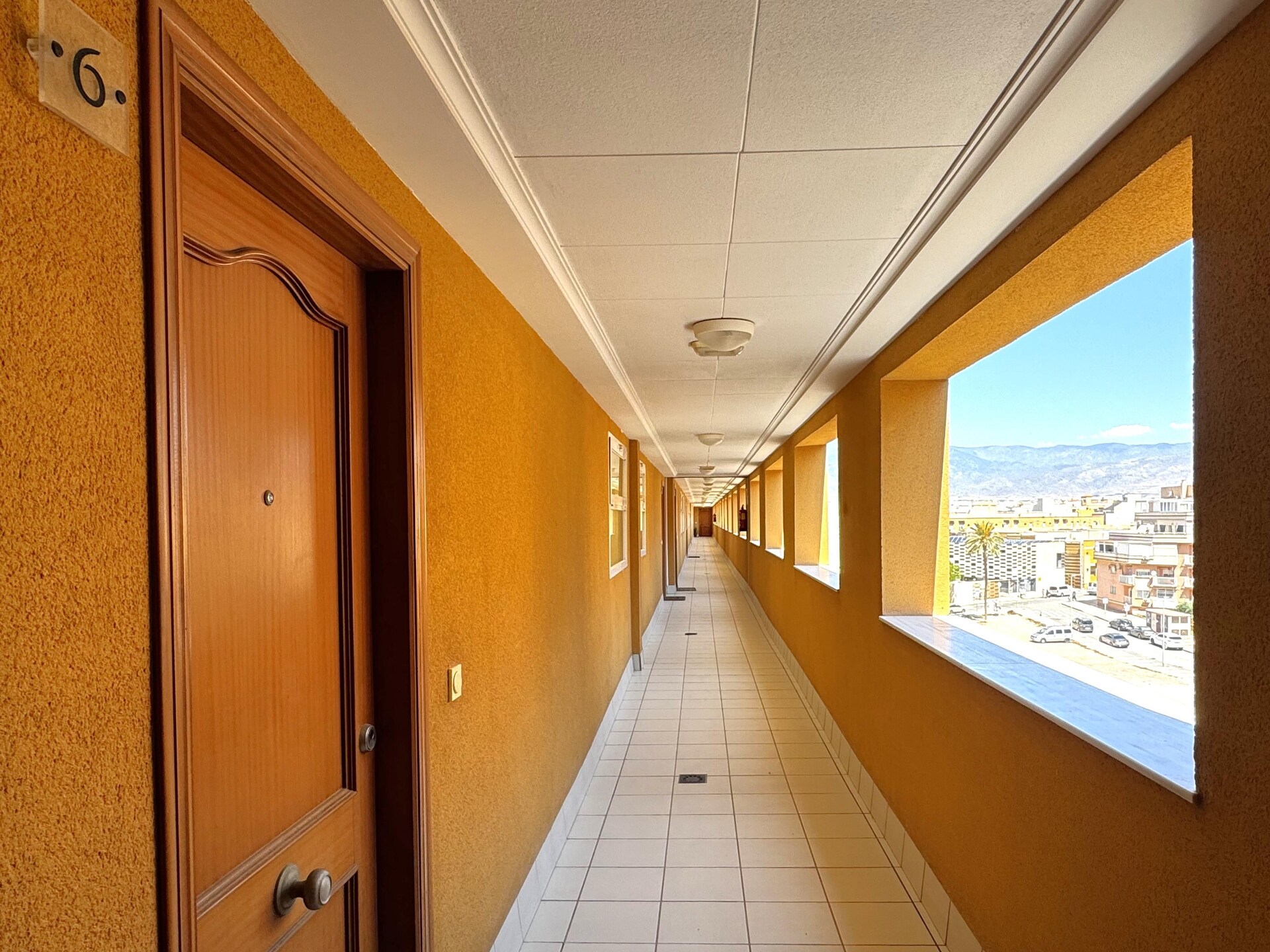 Licht appartement op 500 meter van het strand in Roquetas de Mar - foto 7