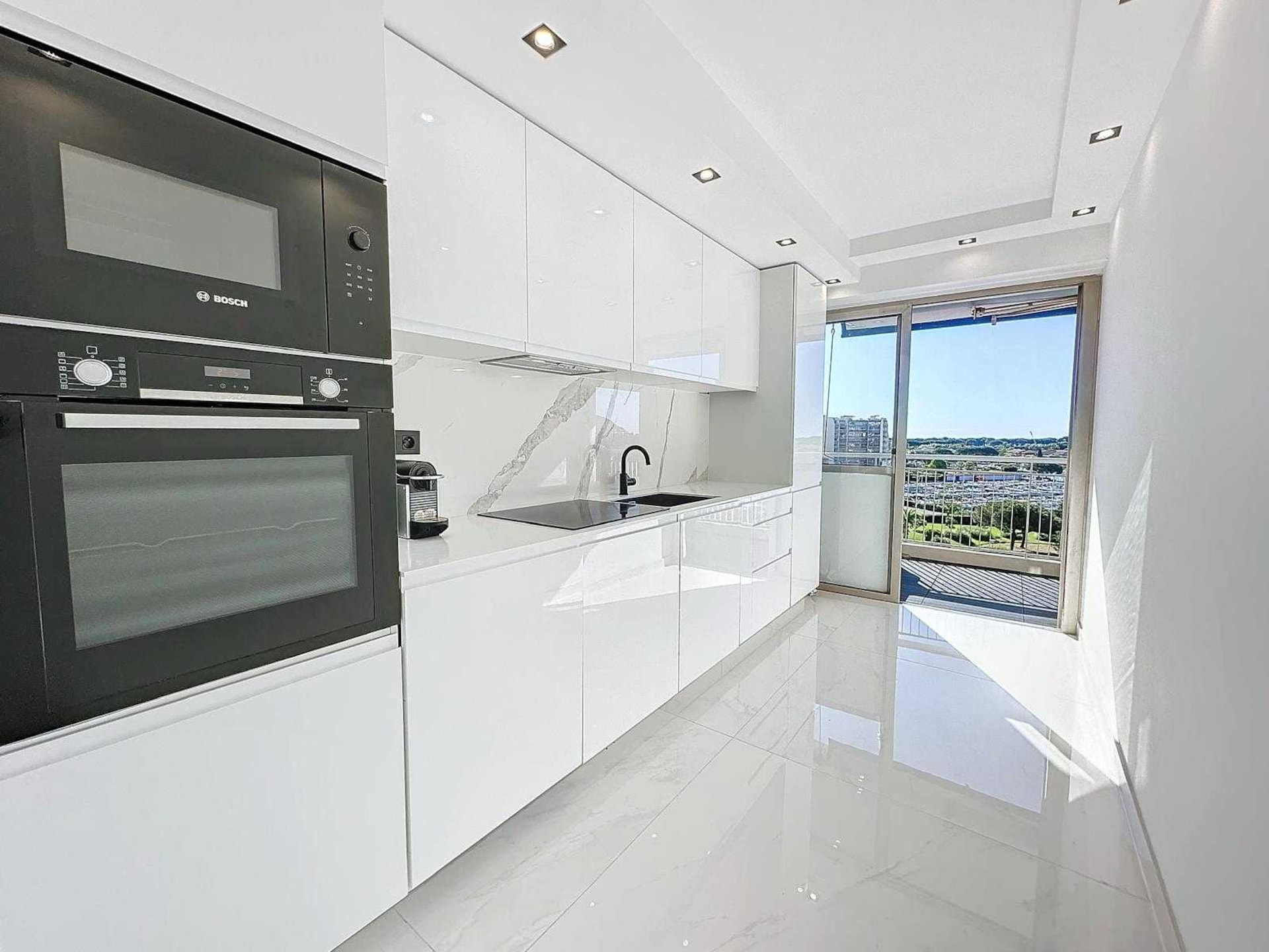 Modern appartement voor 2 personen in Mandelieu-la-Napoule - foto 1