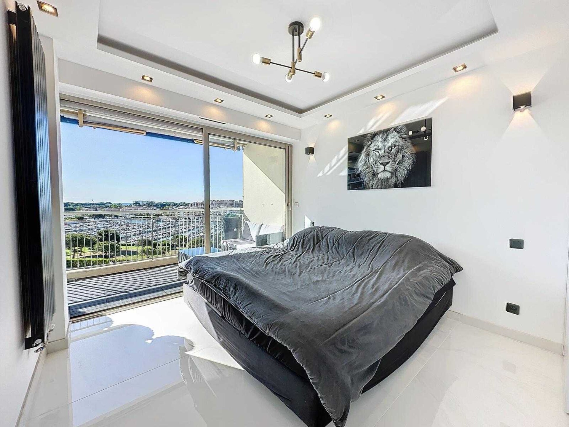 Modern appartement voor 2 personen in Mandelieu-la-Napoule - foto 14