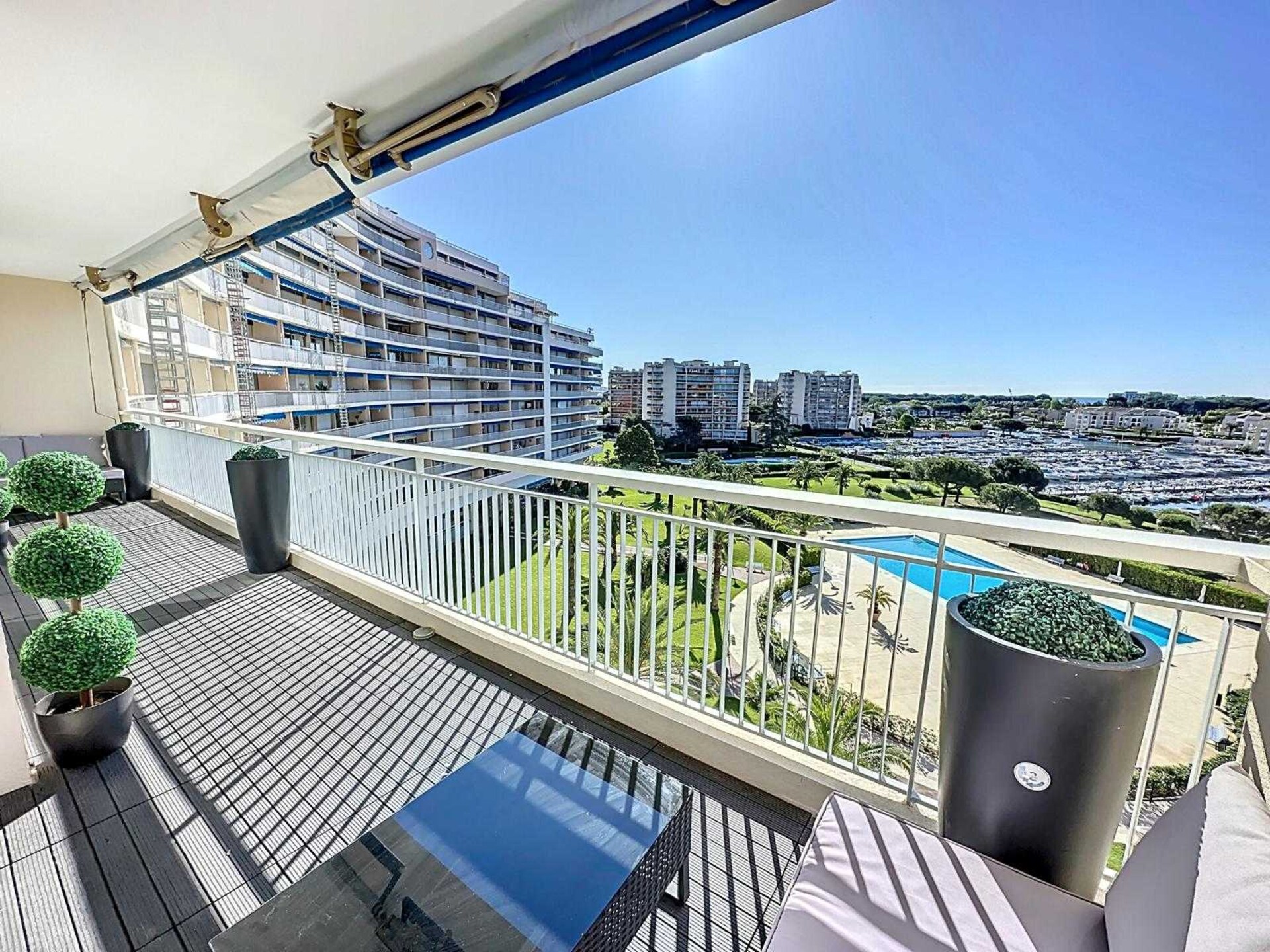 Modern appartement voor 2 personen in Mandelieu-la-Napoule - foto 18