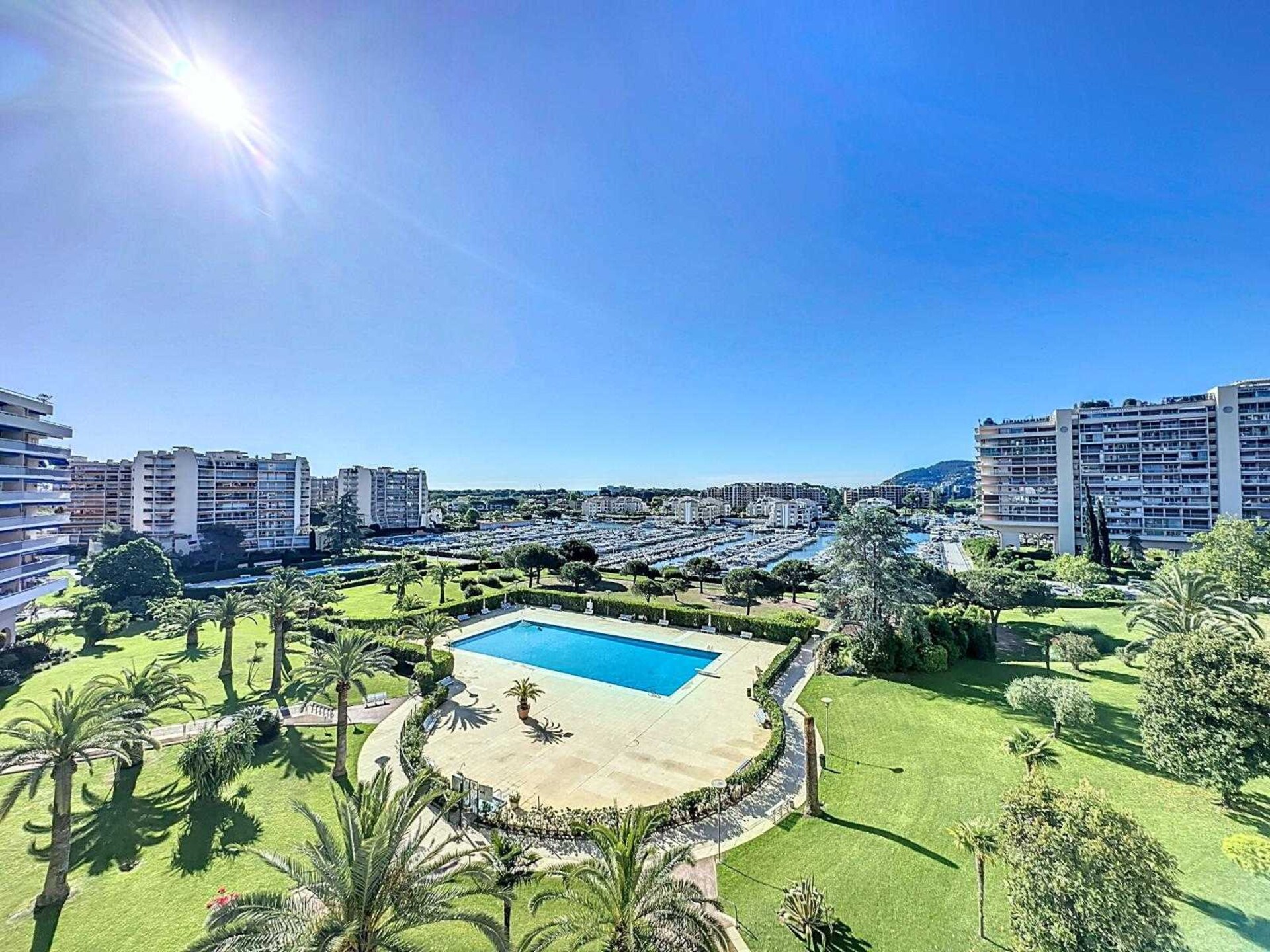 Modern appartement voor 2 personen in Mandelieu-la-Napoule - foto 23
