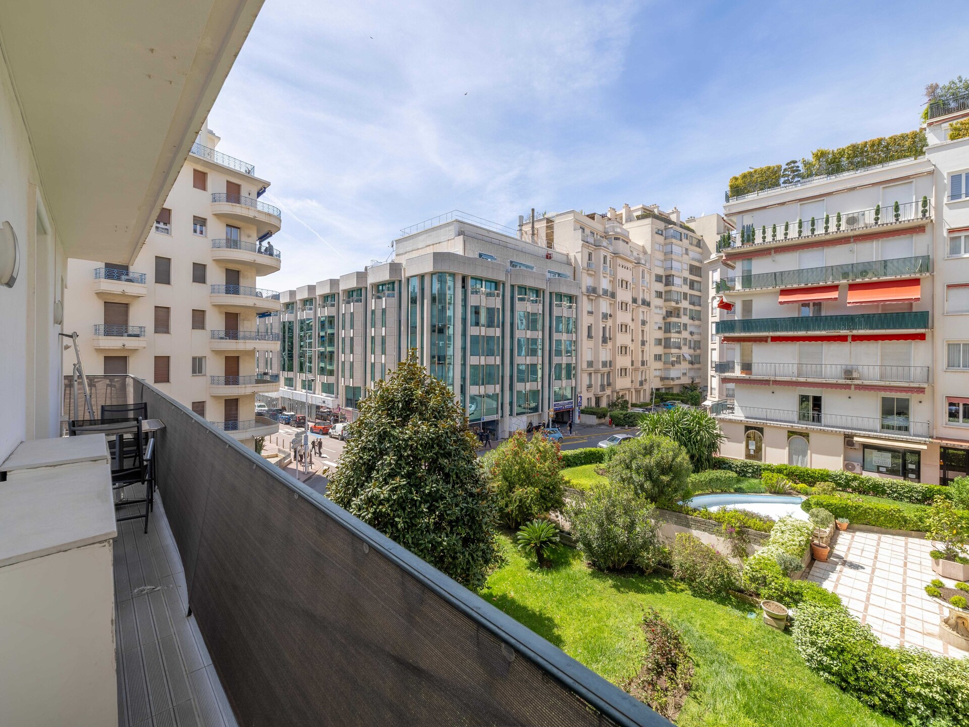 Licht appartement op steenworp van de Croisette in Cannes voor 6 personen - foto 15