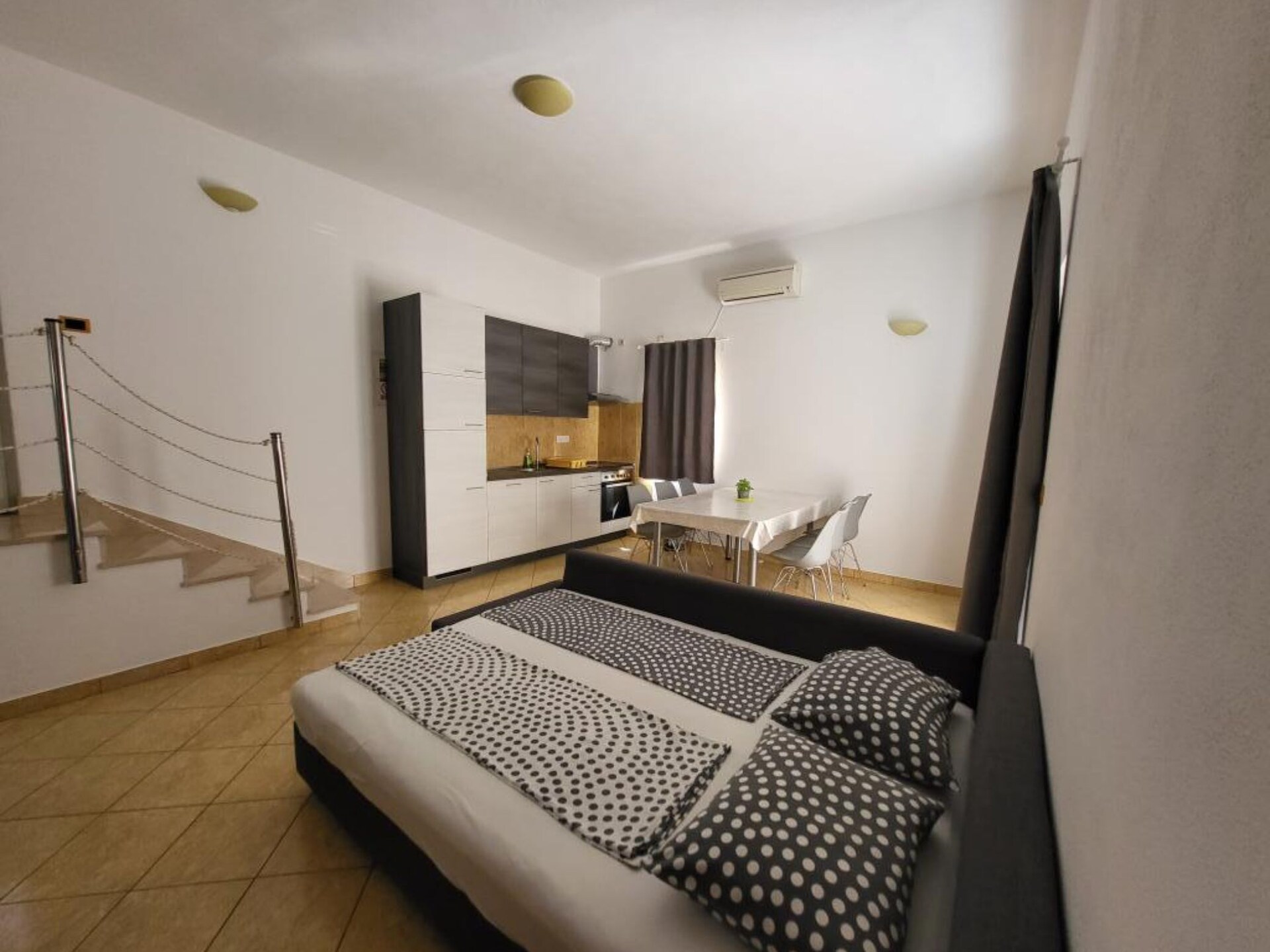 Modern appartement met terras en uitzicht op zee in Sevid - foto 2