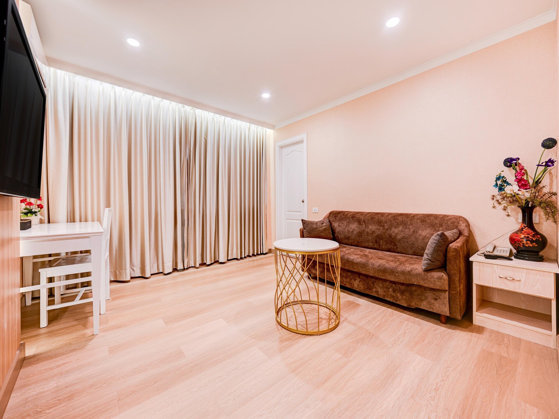 Urban Suite Escape: Jouw stijlvolle oase in het hart van Bangkok - foto 14