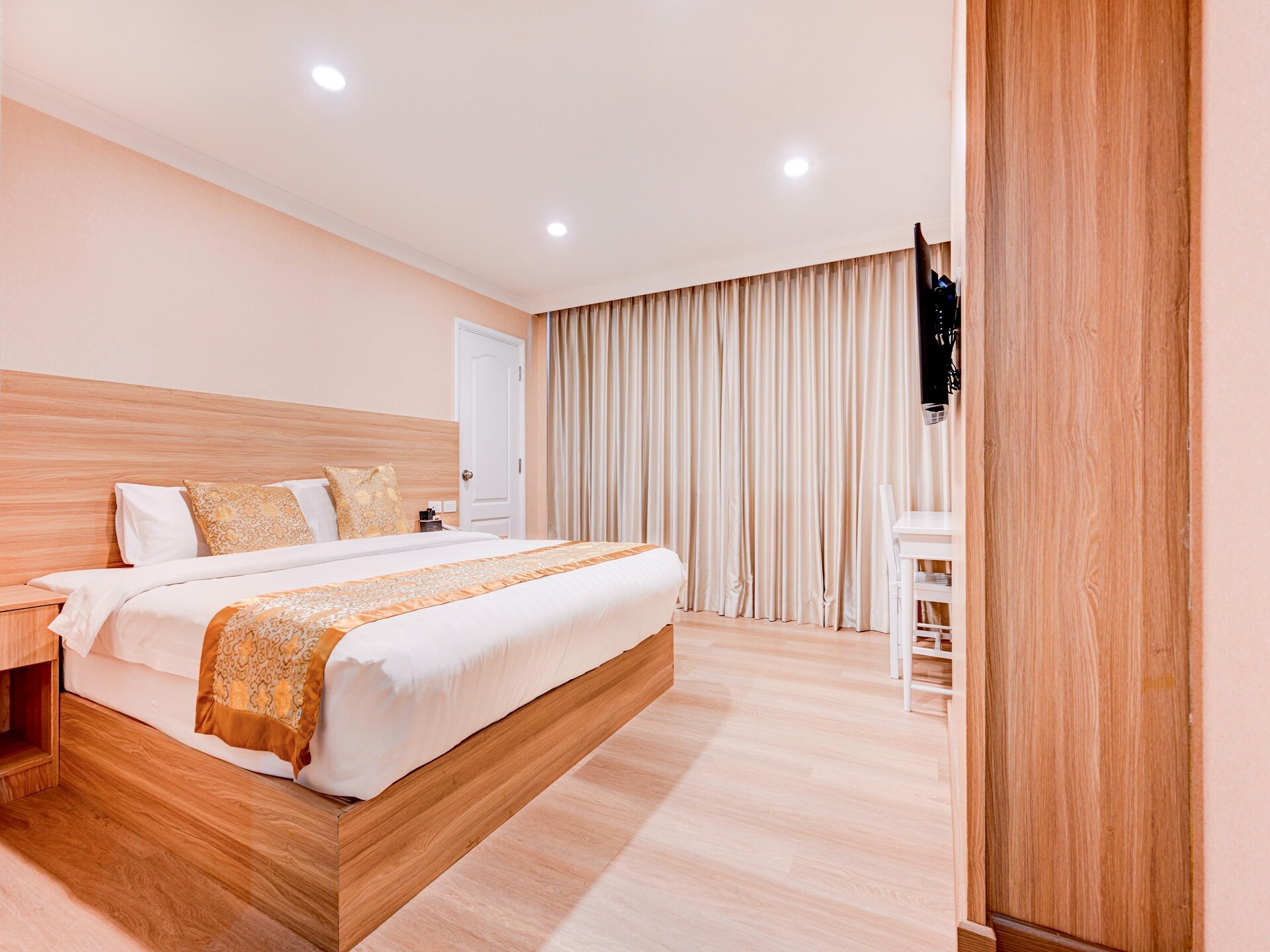 Urban Suite Escape: Jouw stijlvolle oase in het hart van Bangkok - foto 11
