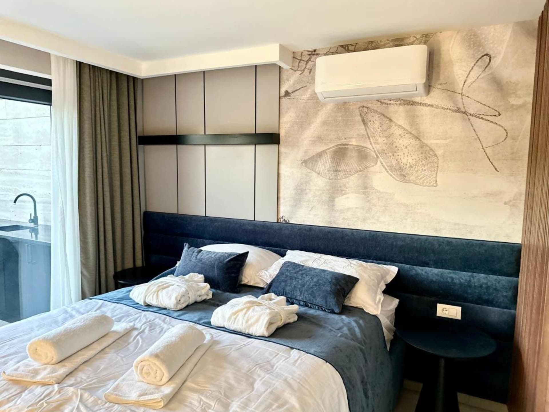 Aan het strand: Luxe appartement met privézwembad in Kozino - foto 14