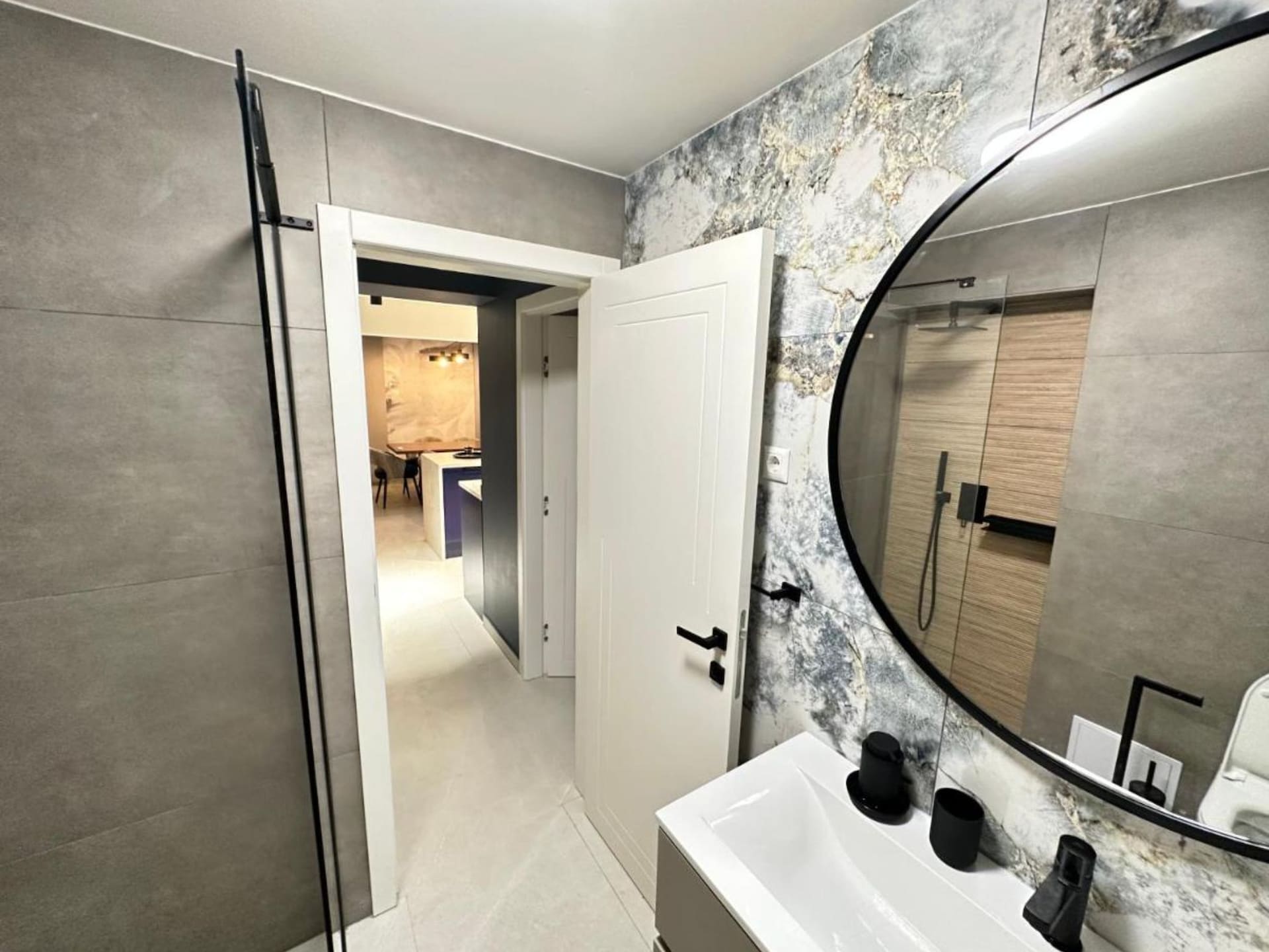 Aan het strand: Luxe appartement met privézwembad in Kozino - foto 22