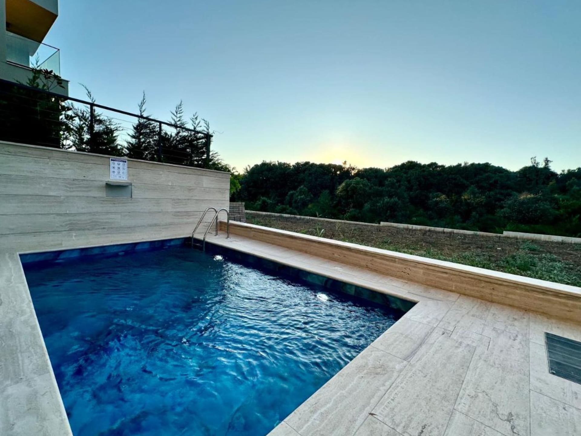 Aan het strand: Luxe appartement met privézwembad in Kozino - foto 24