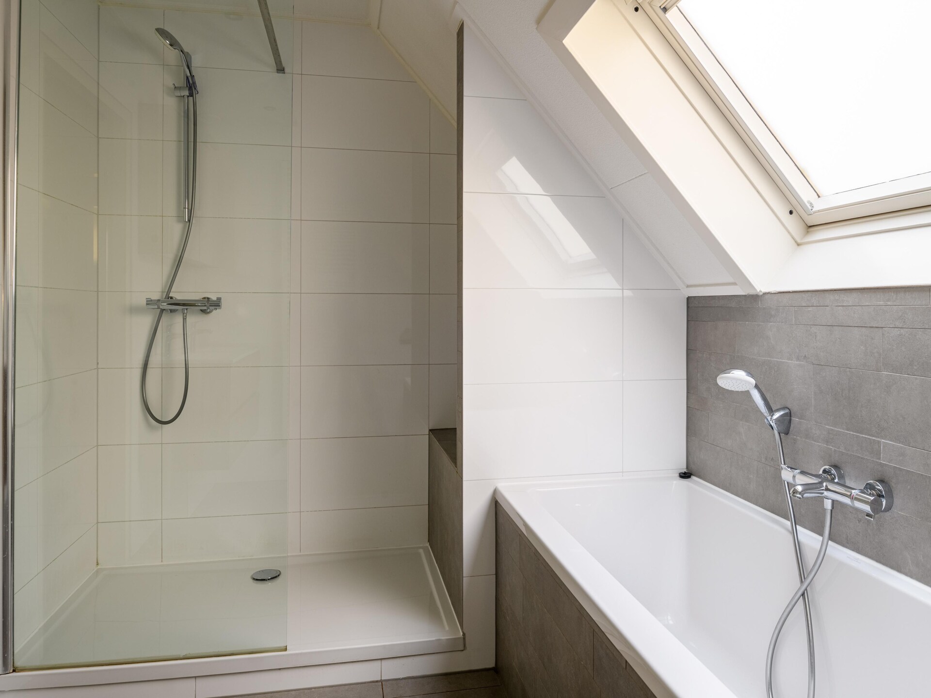 Ruime rolstoeltoegankelijke bungalow met sauna op vakantiepark in Noord-Brabant - foto 10