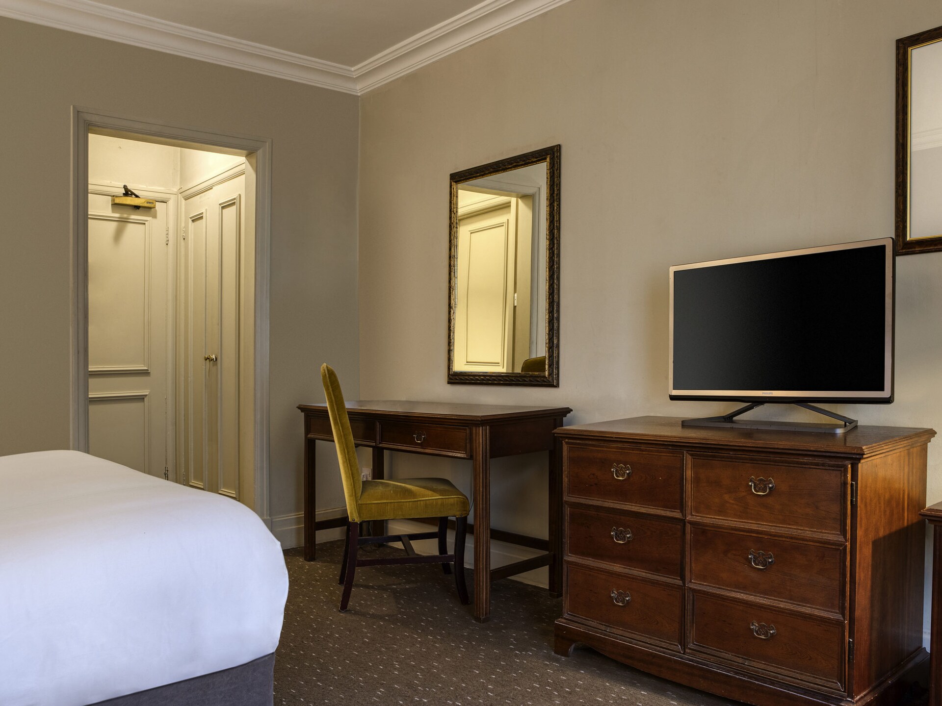 Knusse Classic Twin kamer in hartje Winchester – vlakbij de kathedraal - foto 7