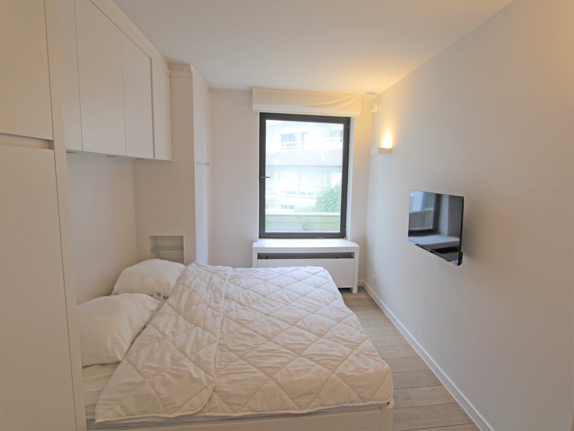Stijlvol appartement op het Driehoeksplein in Knokke-Heist, vlakbij zee - foto 4