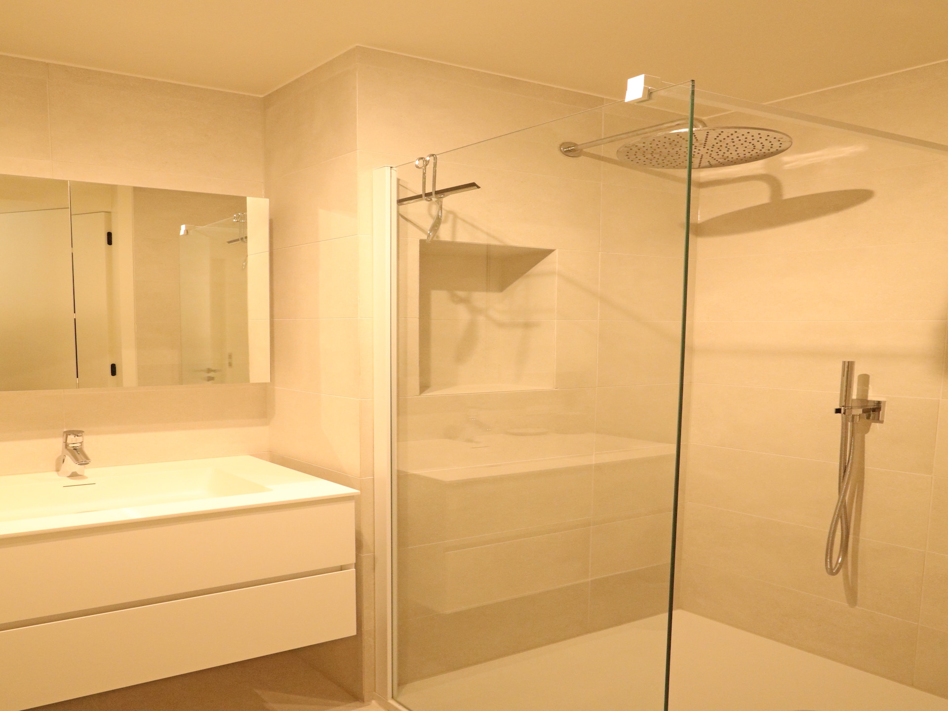 6-persoons appartement met zeezicht in Het Zoute, Knokke-Heist · 6 pers. - foto 17
