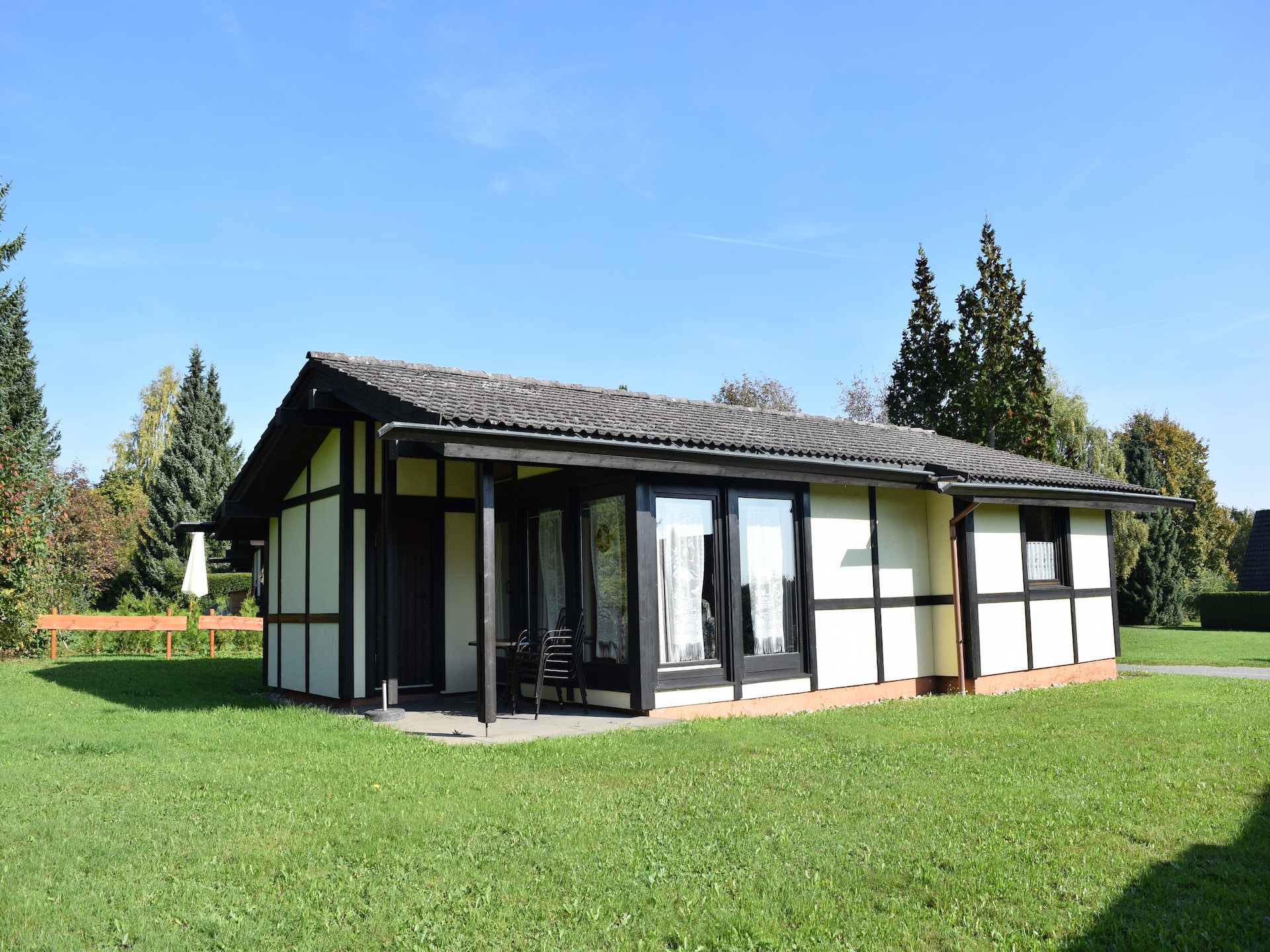 Houten bungalow voor 5 in het Odenwald bij Waldbrunn - foto 1
