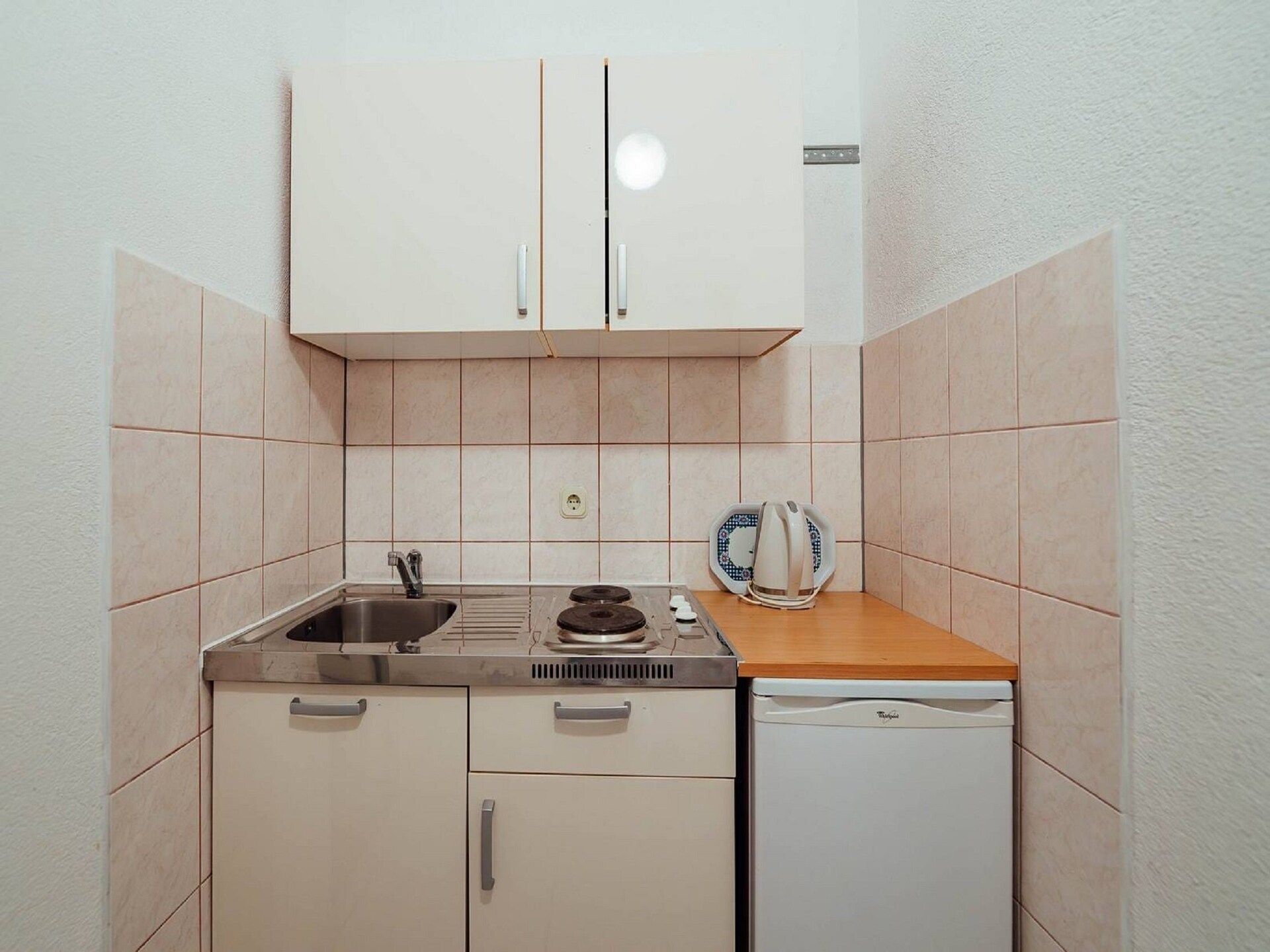 Knusse studio voor 2 personen op 500 meter van het strand in Baška Voda - foto 1