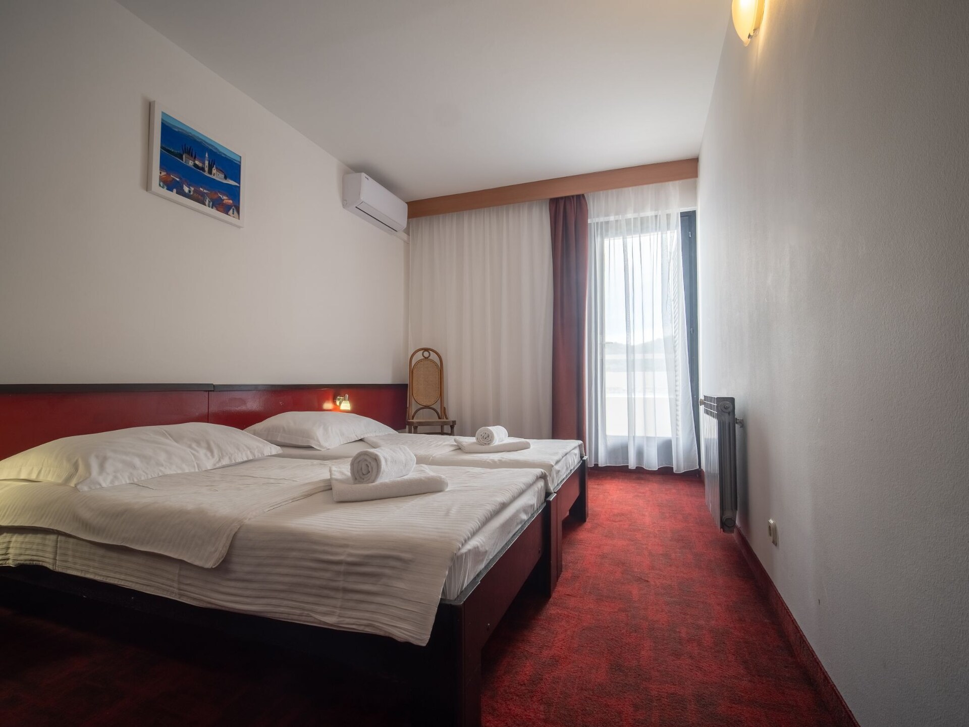 Twin Room Park View in Hotel Issa: Uitzicht & Comfort op Vis - foto 4